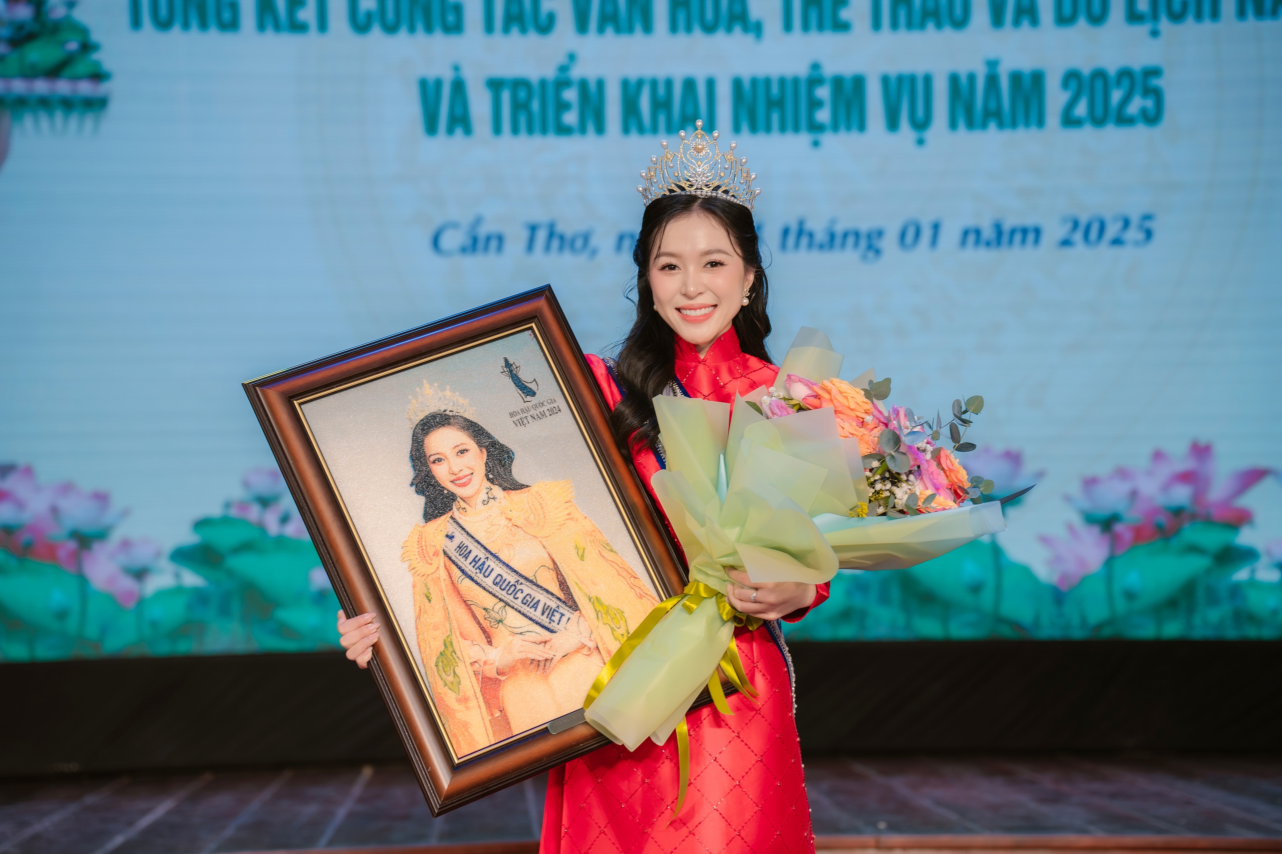 Hoa hậu Kiều Duy nhận học bổng thạc sĩ, bằng khen từ Sở Văn h&oacute;a, Thể thao v&agrave; Du lịch- Ảnh 4.