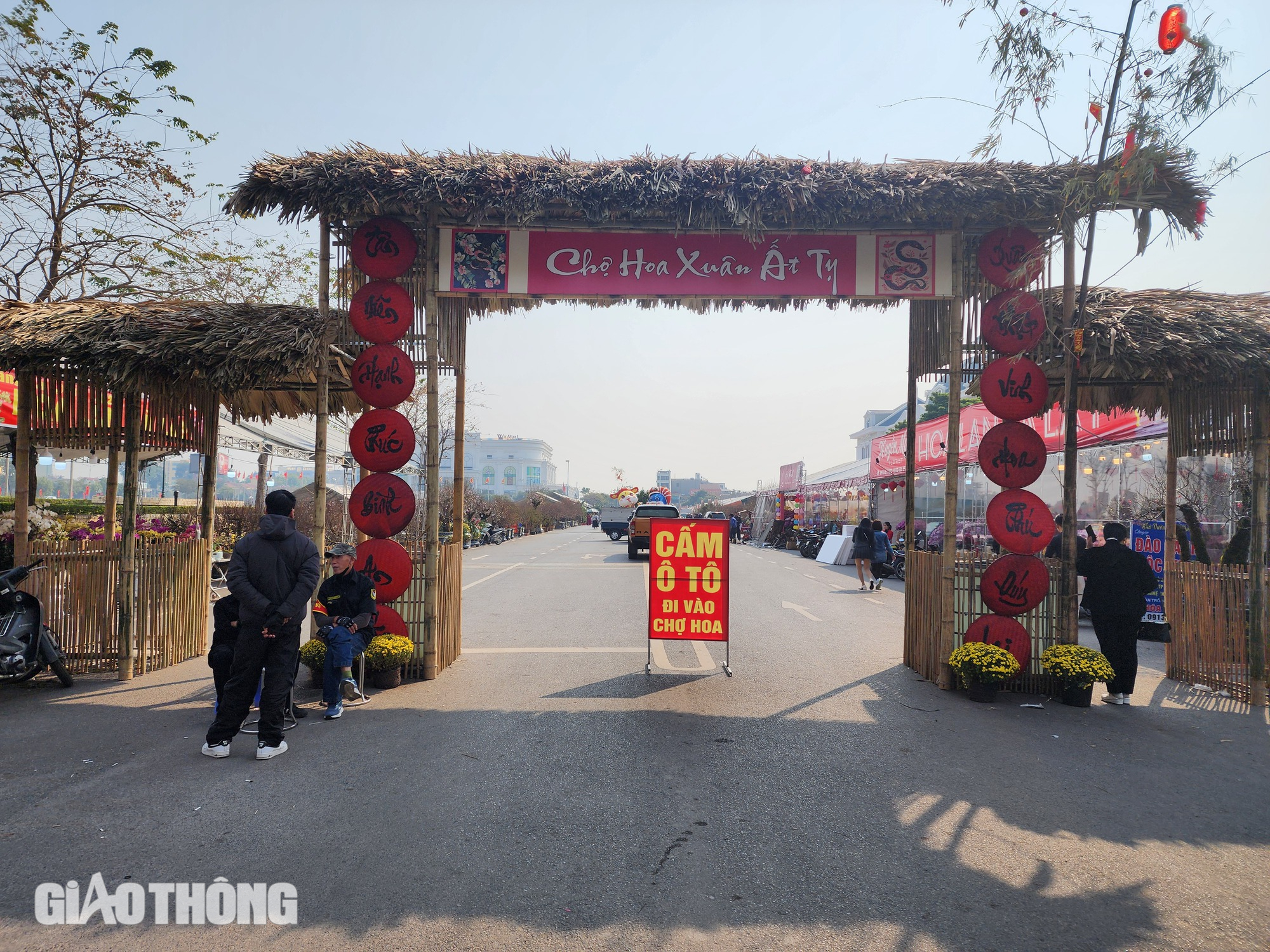 Cận cảnh cặp linh vật "b&eacute; Na" mũm mĩm tại Ph&uacute; Thọ g&acirc;y x&ocirc;n xao cộng đồng mạng- Ảnh 6.