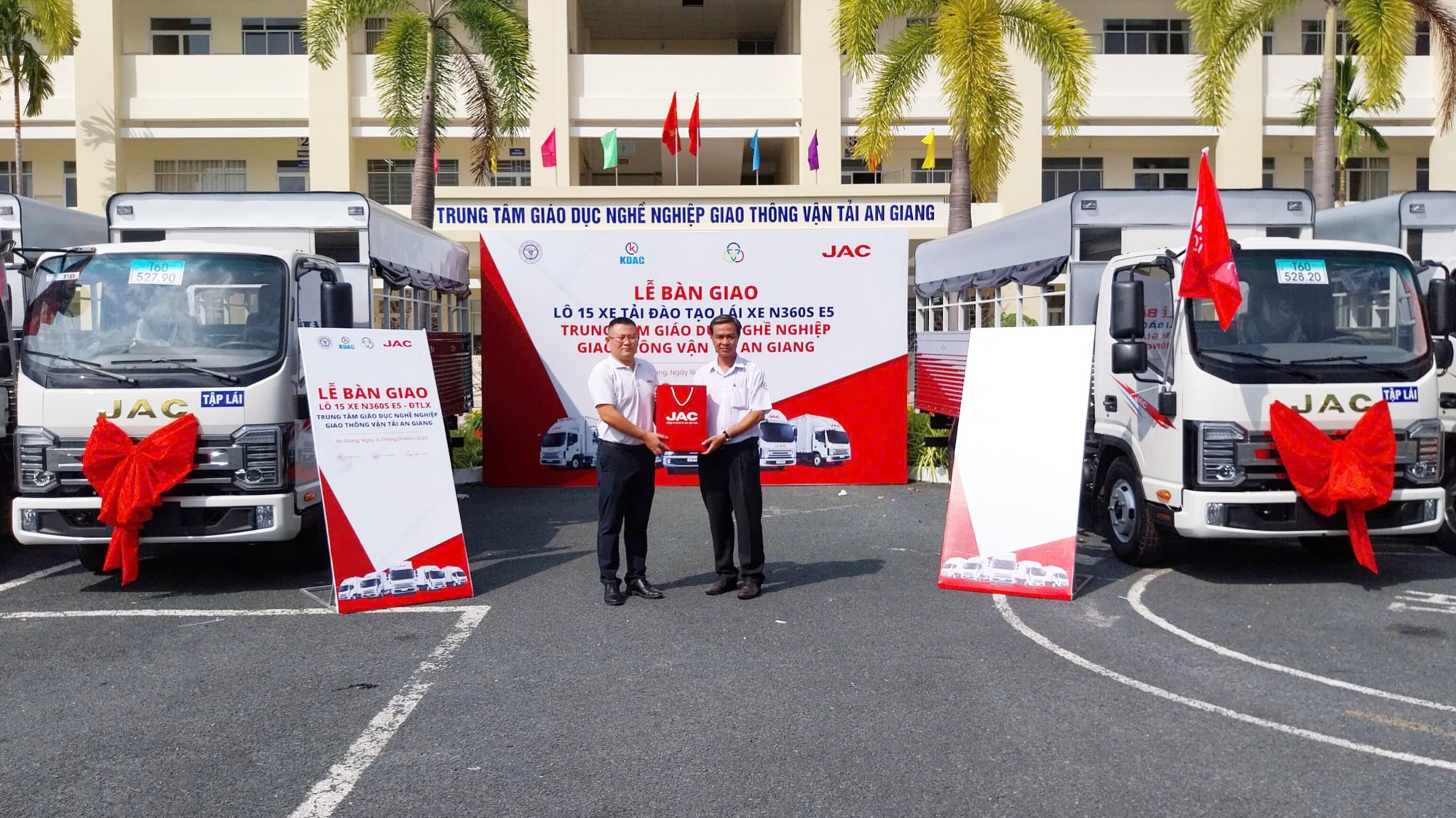 Nhiều điểm s&aacute;ng đ&agrave;o tạo l&aacute;i xe ở An Giang- Ảnh 3.