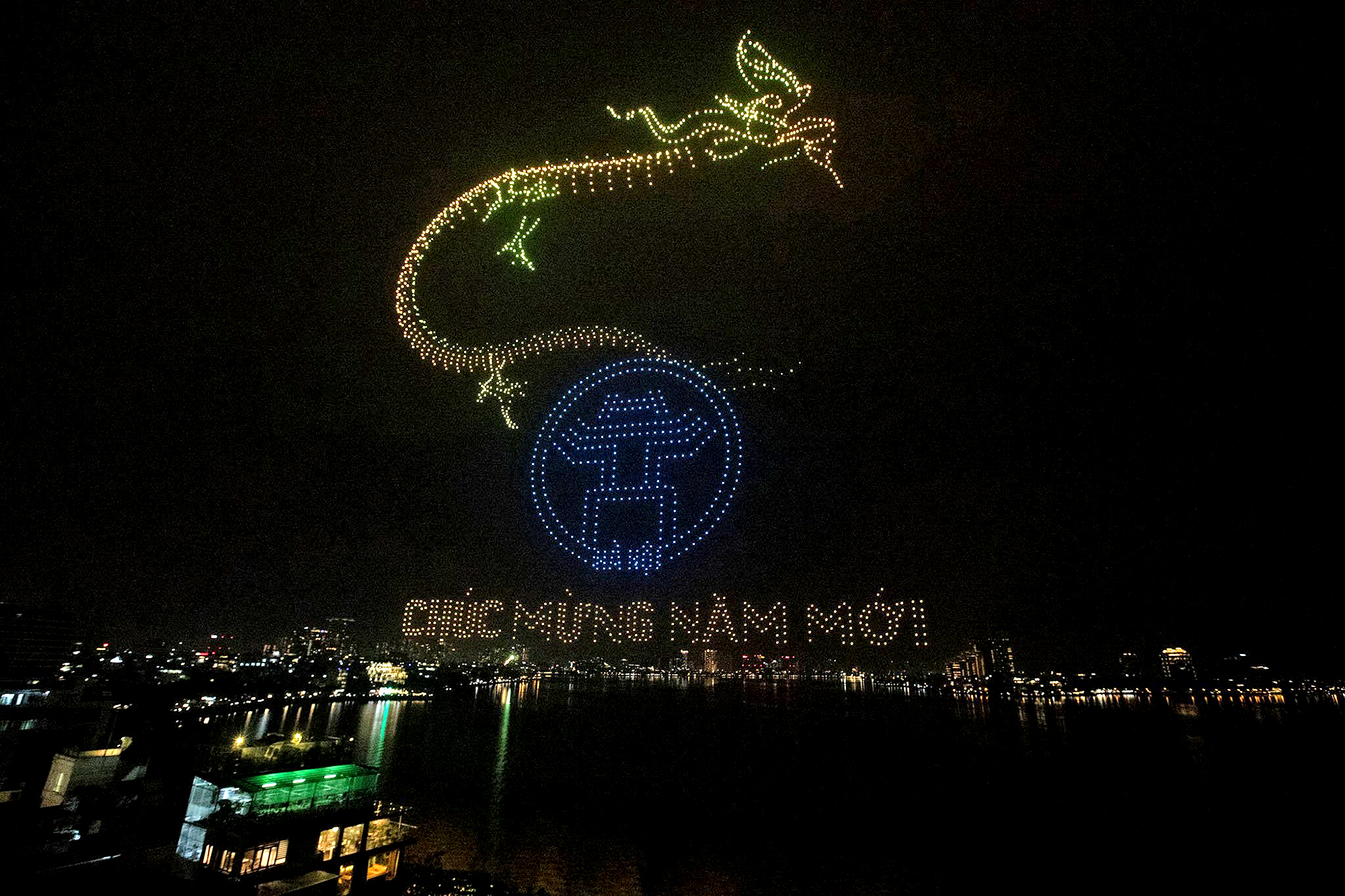 Tết Ất Tỵ đi đâu, xem gì?- Ảnh 1. Tết Ất Tỵ đi đâu, xem gì?- Ảnh 1.