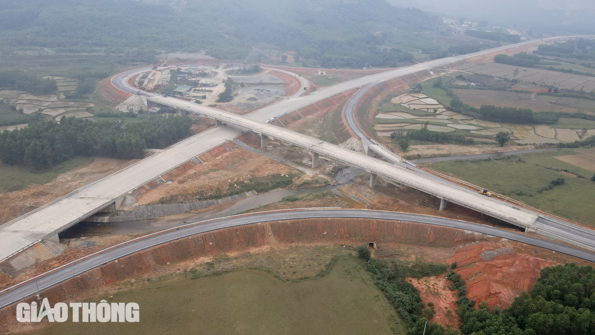 Những n&uacute;t giao quan trọng kết nối đường cao tốc với H&agrave; Tĩnh- Ảnh 1.