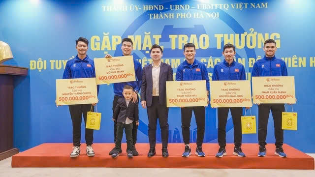 Th&ecirc;m 10 tuyển thủ Việt Nam được thưởng đậm sau AFF Cup 2024- Ảnh 1.