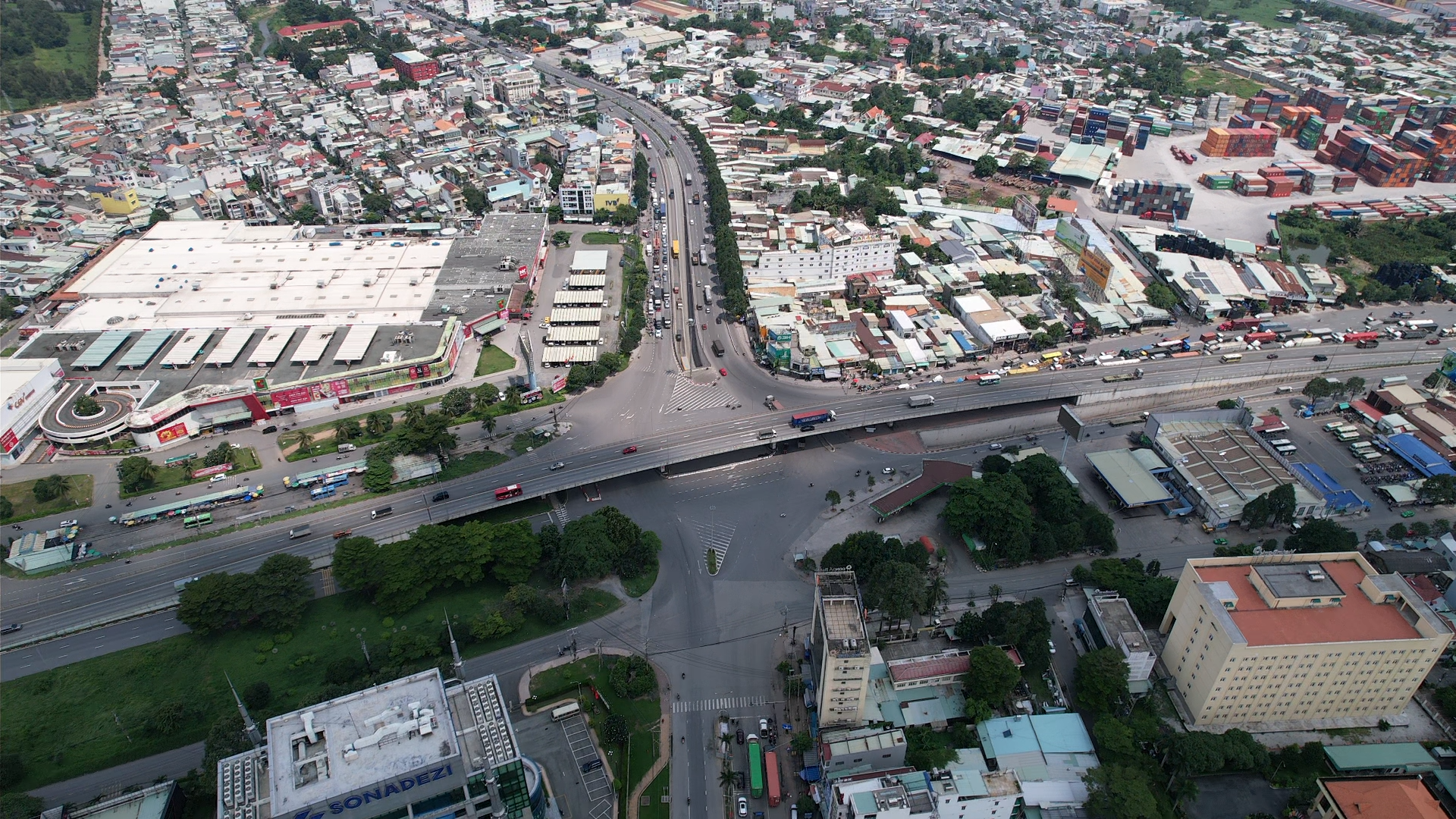 Đề xuất đầu tư 5,5km đường tr&ecirc;n cao dọc QL51 để tr&aacute;nh kẹt xe- Ảnh 2.