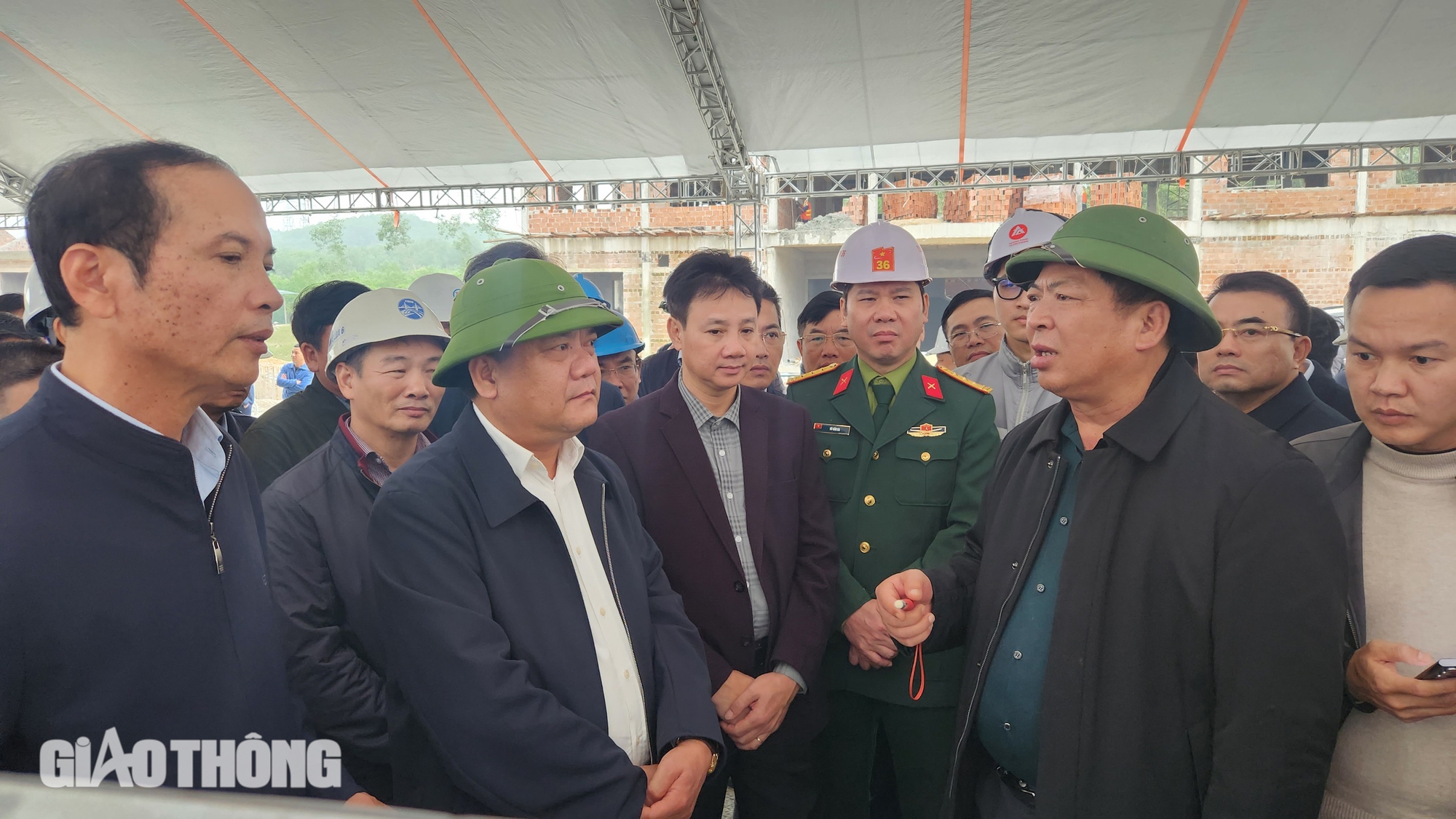 Thi c&ocirc;ng xuy&ecirc;n Tết, đưa 2 dự &aacute;n cao tốc qua Quảng B&igrave;nh về đ&iacute;ch v&agrave;o 30/4- Ảnh 2.