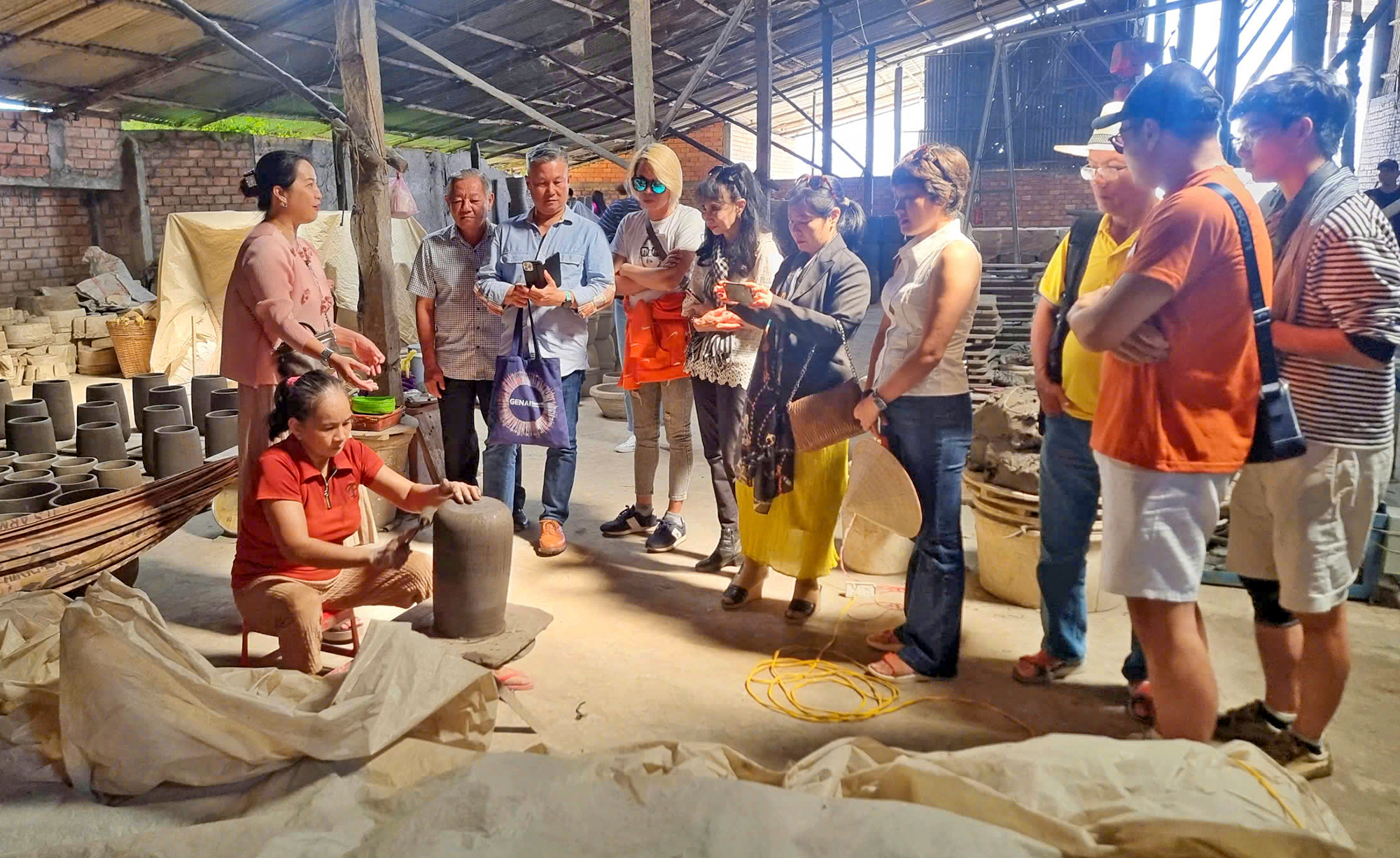 &ldquo;Vương quốc&rdquo; l&ograve; gạch th&agrave;nh di sản đương đại- Ảnh 2.