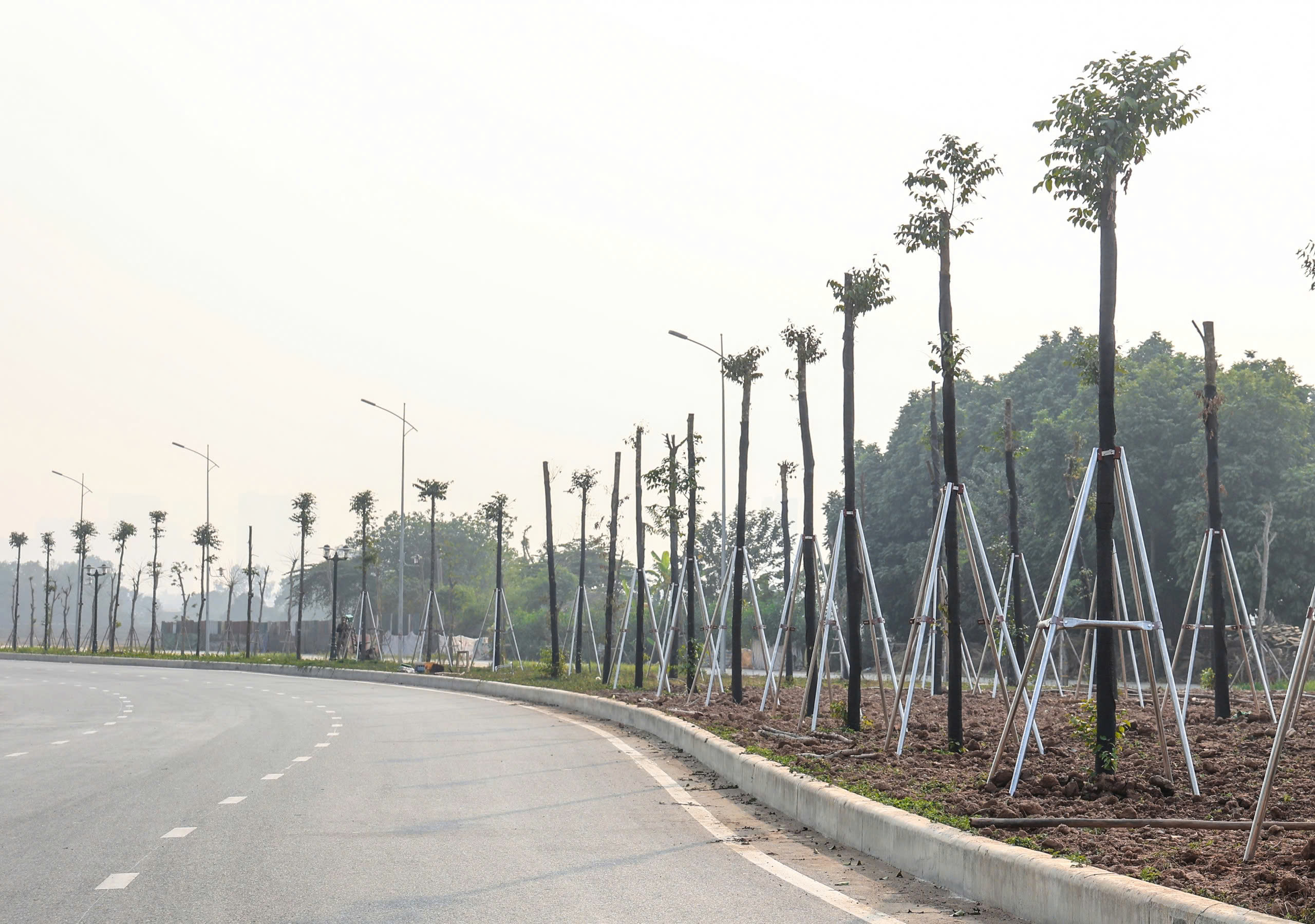 Cận cảnh đường L&ecirc; Quang Đạo trước ng&agrave;y tạm thời th&ocirc;ng tuyến- Ảnh 12.