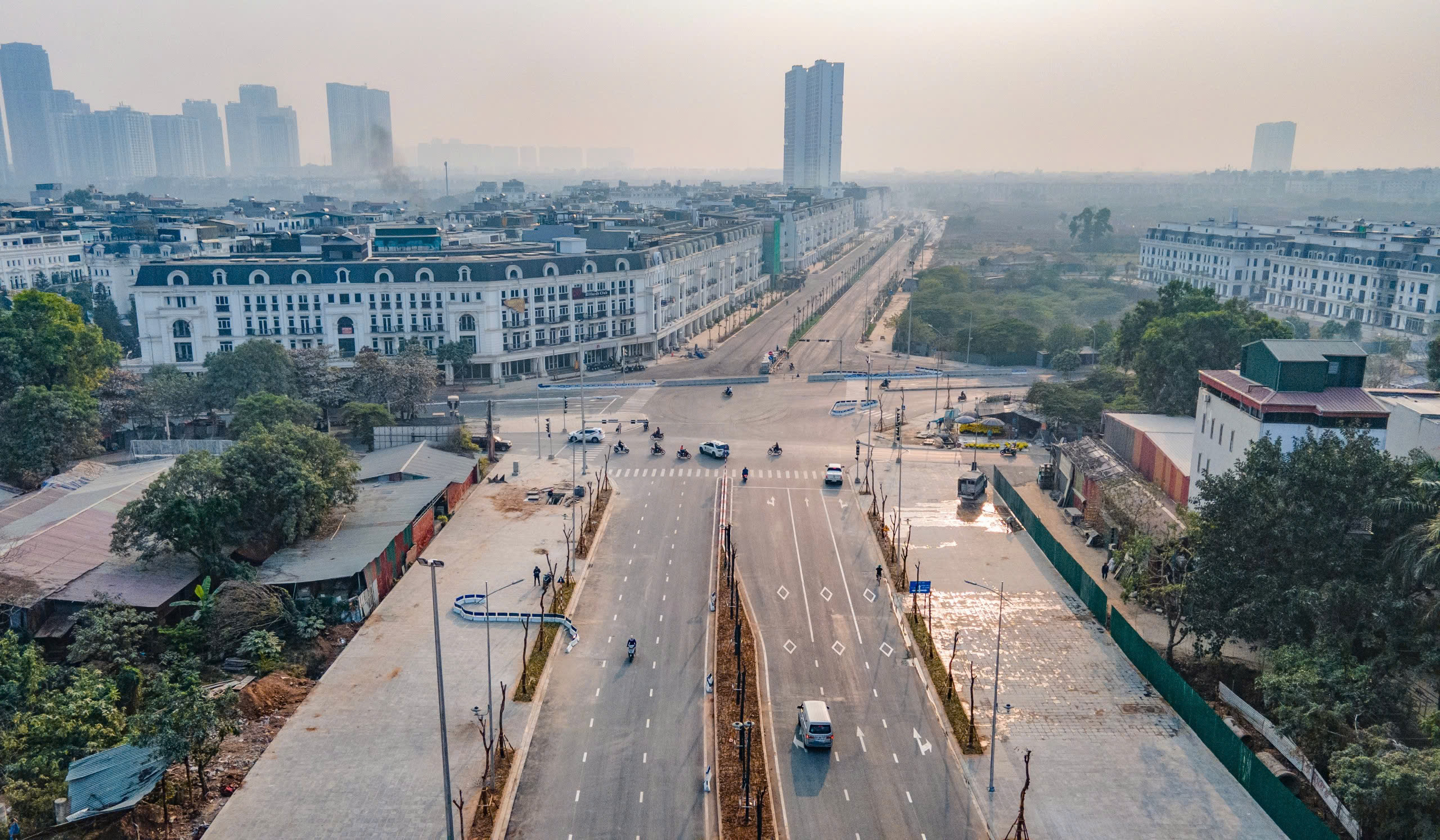 Cận cảnh đường L&ecirc; Quang Đạo trước ng&agrave;y tạm thời th&ocirc;ng tuyến- Ảnh 7.