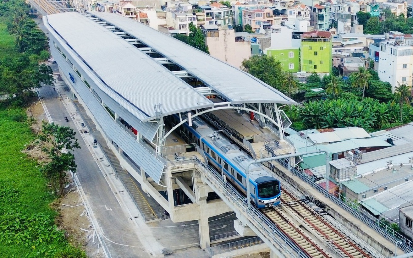 Hướng dẫn chi tiết c&aacute;ch mua v&eacute; đi metro số 1 khi thu ph&iacute; từ 21/1