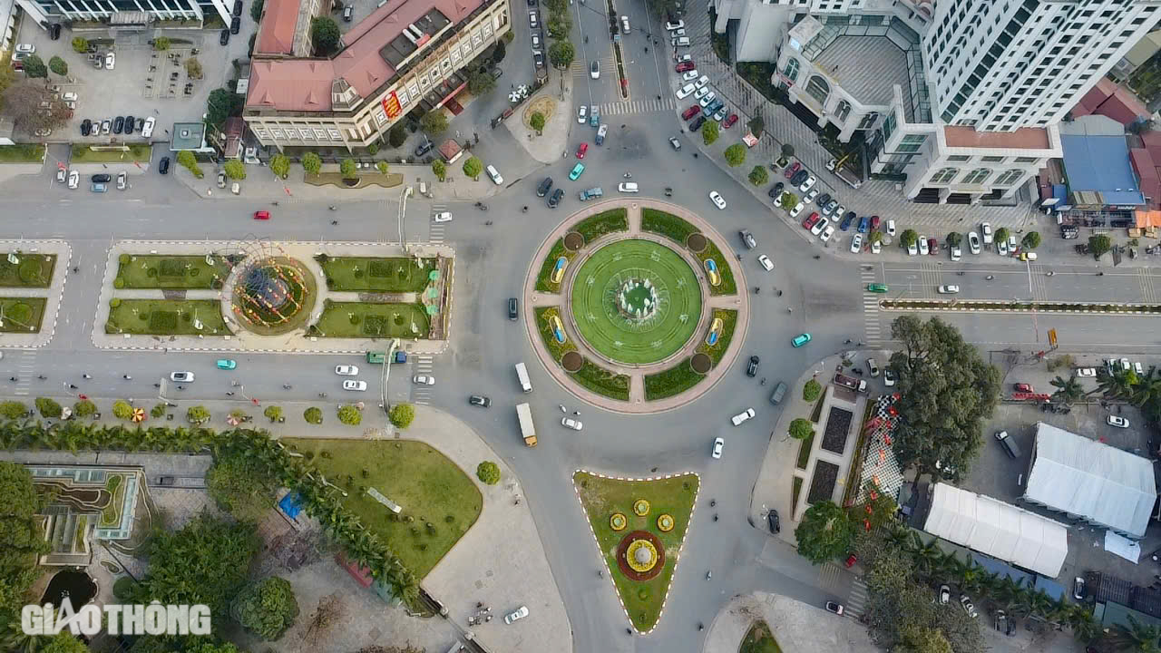 Gia đ&igrave;nh "b&eacute; Na" ngộ nghĩnh ở Th&aacute;i Nguy&ecirc;n h&uacute;t kh&aacute;ch tham quan- Ảnh 10.