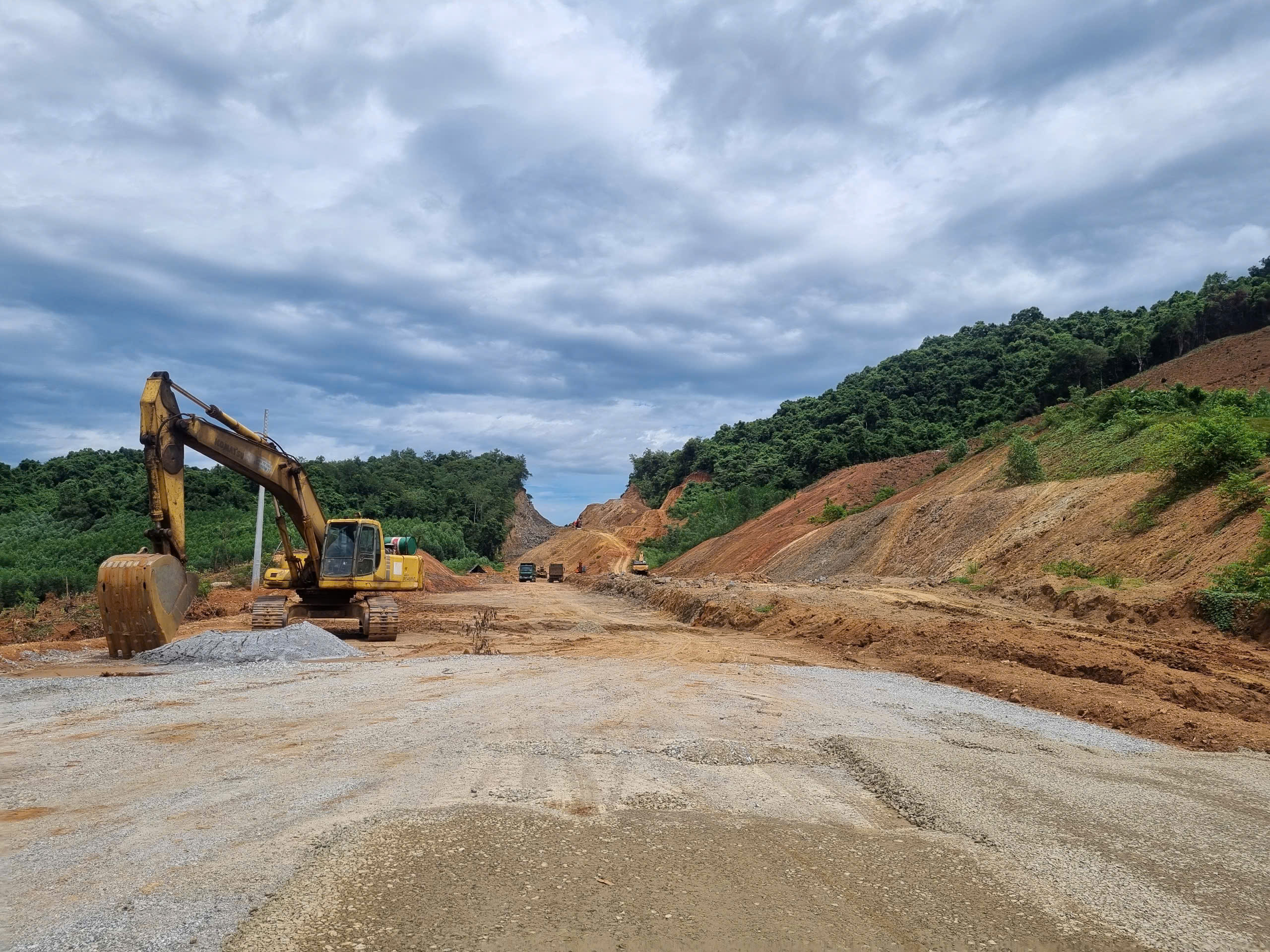 Vì sao giải ngân vốn cao tốc Hoài Nhơn - Quy Nhơn chưa đáp ứng kế hoạch?- Ảnh 1. Vì sao giải ngân vốn cao tốc Hoài Nhơn - Quy Nhơn chưa đáp ứng kế hoạch?- Ảnh 1.