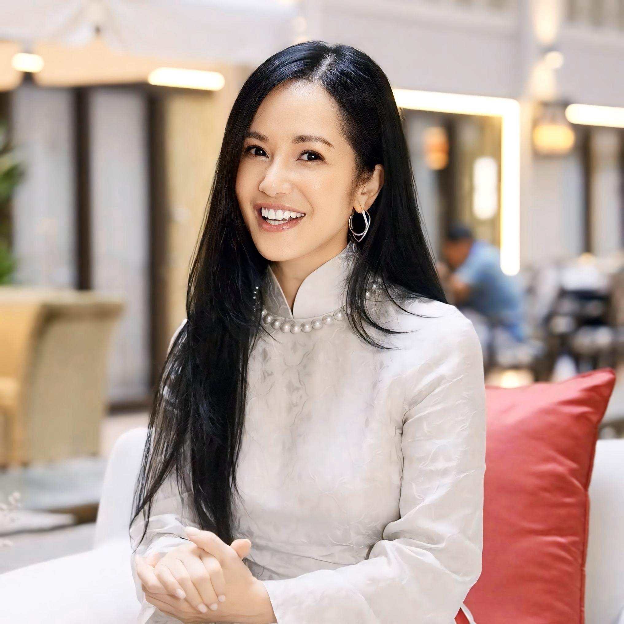 Diva Hồng Nhung bị ung thư: "Tôi vẫn ổn, vẫn có thể hát và cống hiến hết sức"- Ảnh 3. Diva Hồng Nhung bị ung thư: "Tôi vẫn ổn, vẫn có thể hát và cống hiến hết sức"- Ảnh 3.