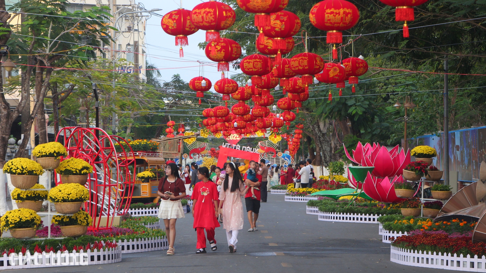 "Chợ quê ngày Tết" ở Bạc Liêu có gì đặc biệt?- Ảnh 4. "Chợ quê ngày Tết" ở Bạc Liêu có gì đặc biệt?- Ảnh 4.
