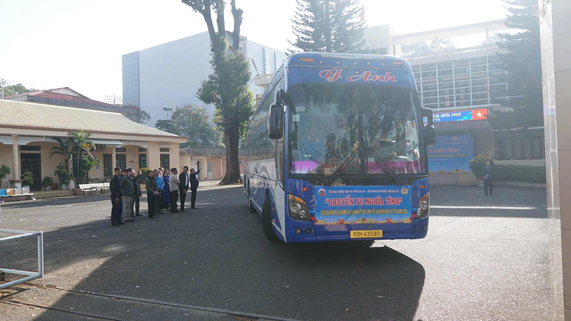 Tấm v&eacute; 0 đồng v&agrave; chuyến xe nghĩa t&igrave;nh hồi hương đ&oacute;n Tết khởi h&agrave;nh từ Gia Lai- Ảnh 1.