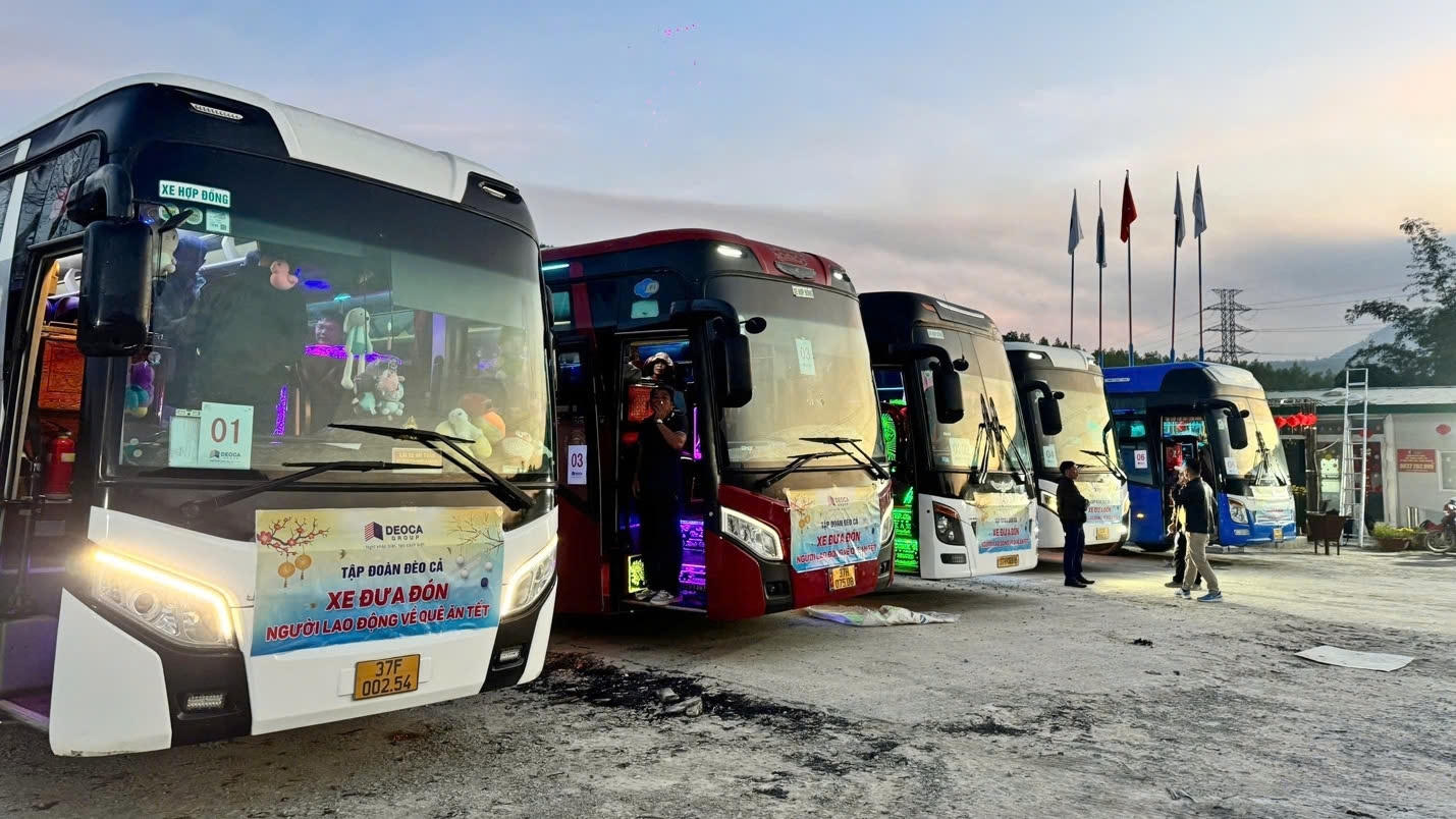 Nh&agrave; thầu giao th&ocirc;ng v&agrave; chuyến xe ấm t&igrave;nh người ng&agrave;y Tết- Ảnh 1.