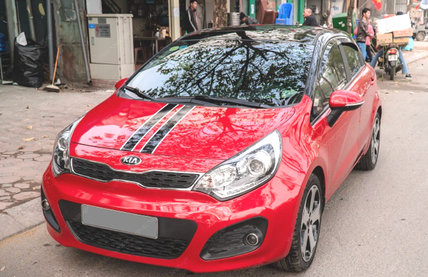 Từ 2025, &ocirc; t&ocirc; d&aacute;n decal c&oacute; c&ograve;n được đăng kiểm?- Ảnh 1.