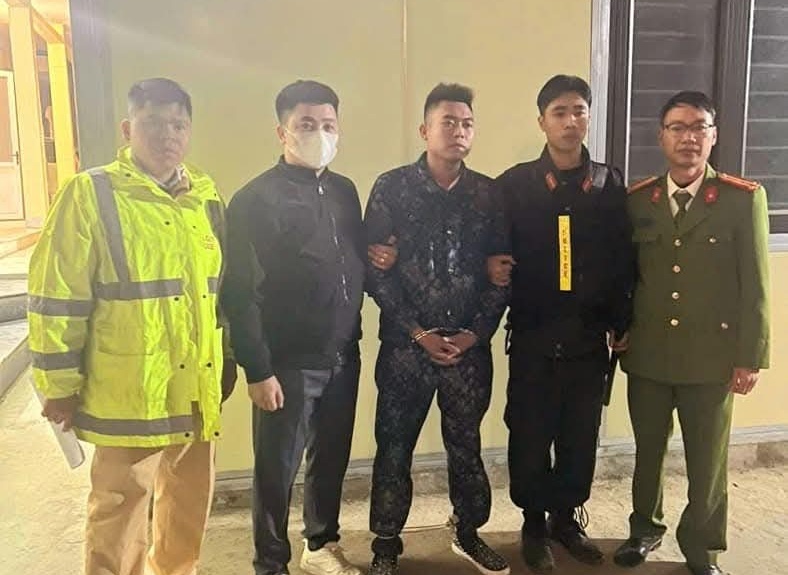 Bắt đối tượng giết người ở Lai Ch&acirc;u rồi trốn sang Sa Pa- Ảnh 1.