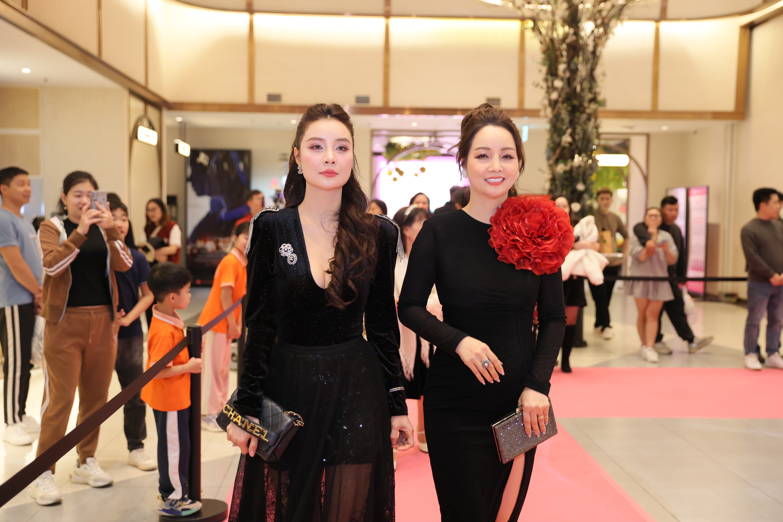 Kaity Nguyễn n&oacute;i về phim Y&ecirc;u nhầm bạn th&acirc;n: Diễn vi&ecirc;n l&agrave; phải diễn- Ảnh 7.