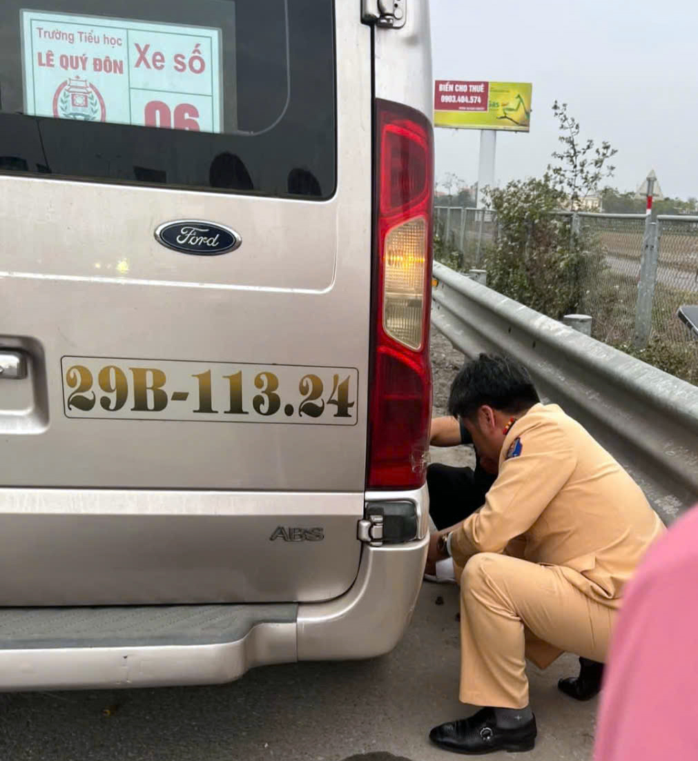 Tai nạn giao thông giảm sâu trong ngày thứ 2 nghỉ tết Ất Tỵ- Ảnh 2. Tai nạn giao thông giảm sâu trong ngày thứ 2 nghỉ tết Ất Tỵ- Ảnh 2.