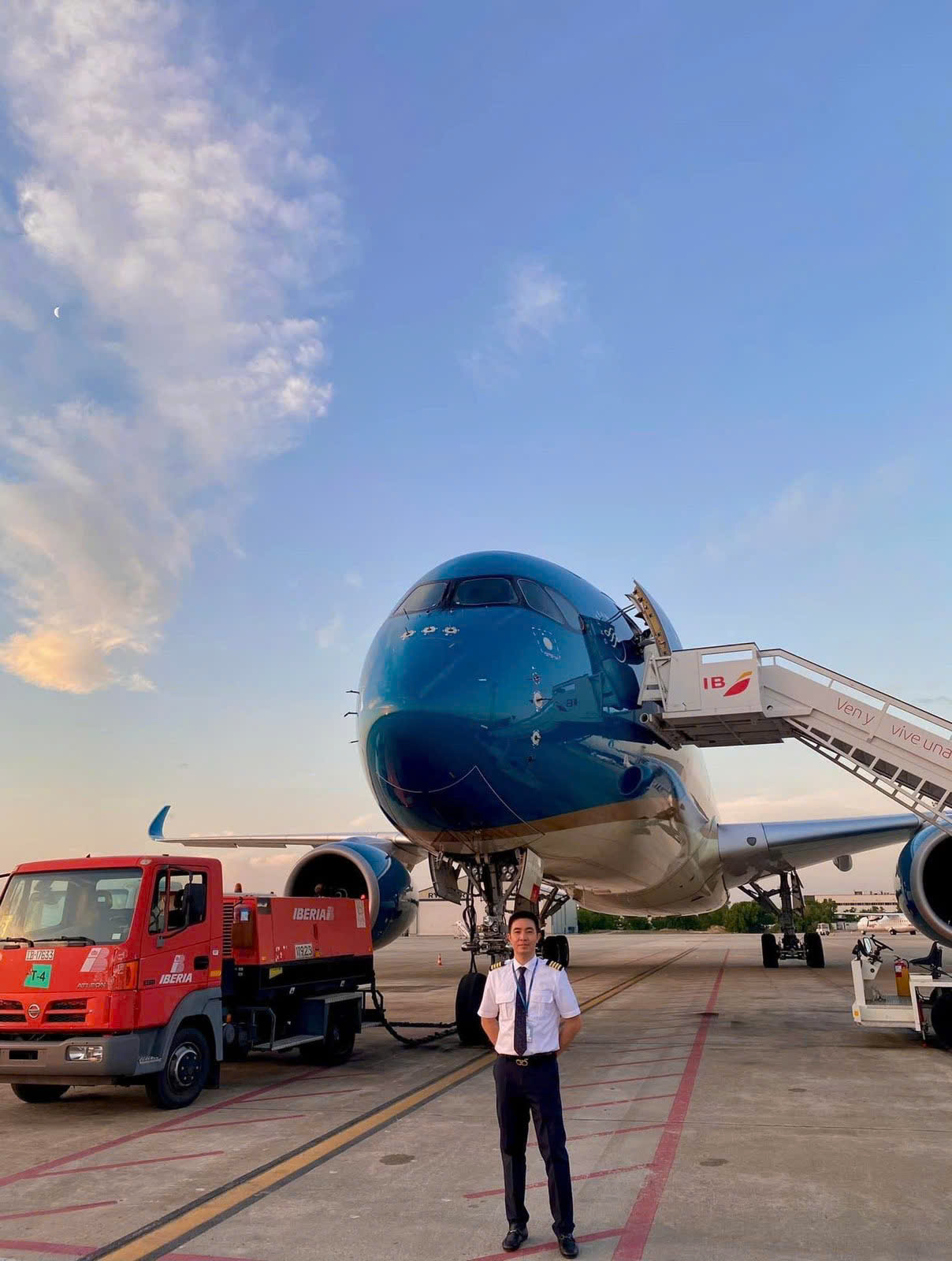 Cơ trưởng Vietnam Airlines kể chuyện đ&oacute;n Tết tr&ecirc;n... trời- Ảnh 3.