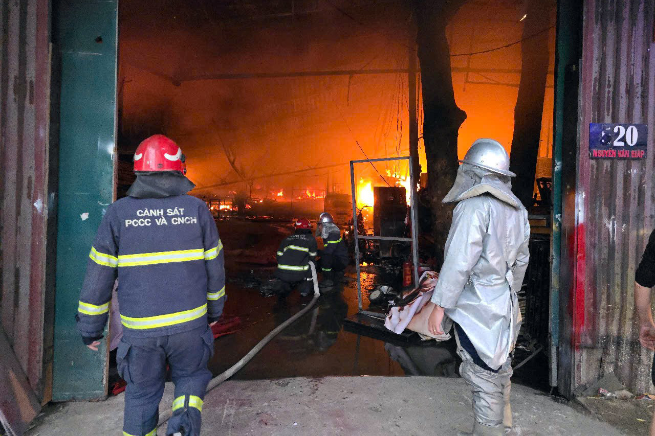 Tai nạn giao th&ocirc;ng l&agrave;m 17 người tử vong ng&agrave;y 29 tết Ất Tỵ- Ảnh 2.