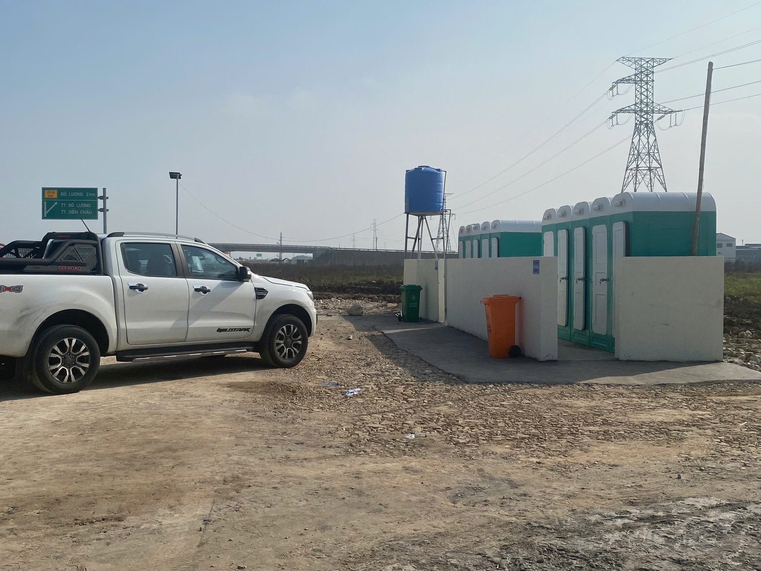 Vận h&agrave;nh trạm dừng nghỉ tạm tr&ecirc;n cao tốc qua địa b&agrave;n Nghệ An- Ảnh 3.