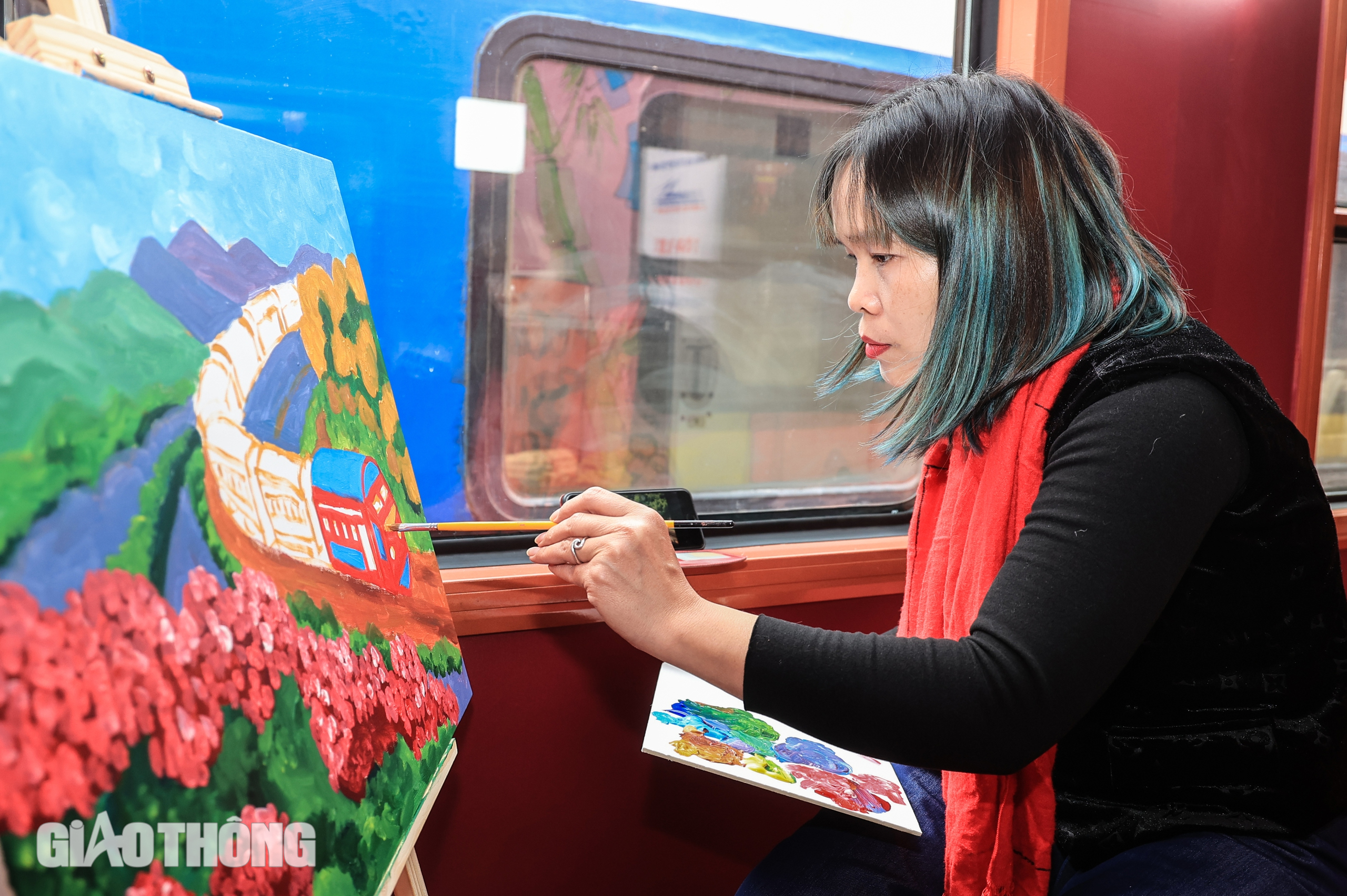 Ngỡ ng&agrave;ng trước &ldquo;Chuyến t&agrave;u Xu&acirc;n&rdquo; độc đ&aacute;o chạy xuy&ecirc;n Giao thừa- Ảnh 12.