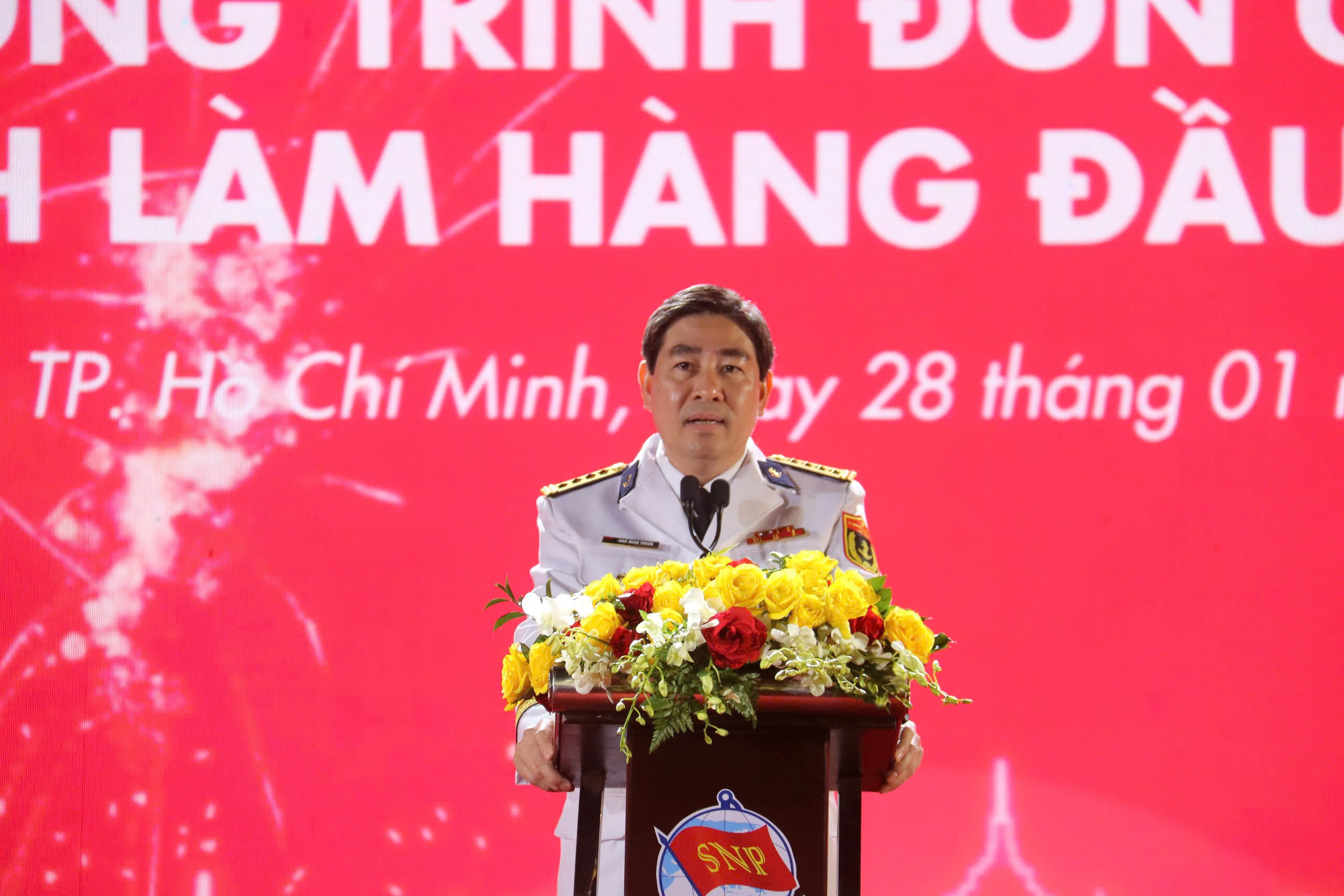 Năm 2024, T&acirc;n cảng S&agrave;i G&ograve;n đạt sản lượng h&agrave;ng, doanh thu, lợi nhuận cao kỷ lục- Ảnh 2.