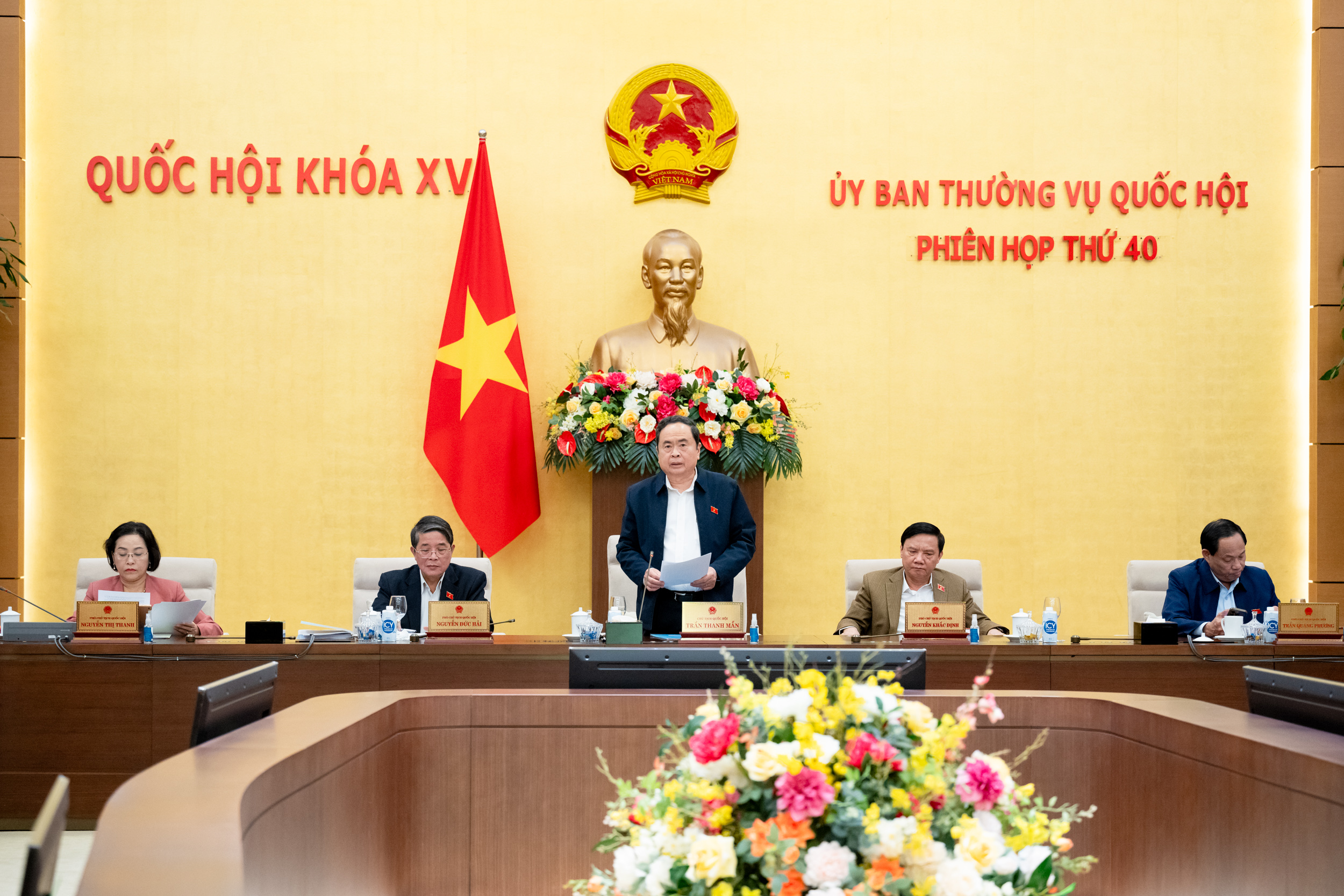 Cho &yacute; kiến về chuẩn bị kỳ họp Quốc hội bất thường lần thứ 9- Ảnh 1.