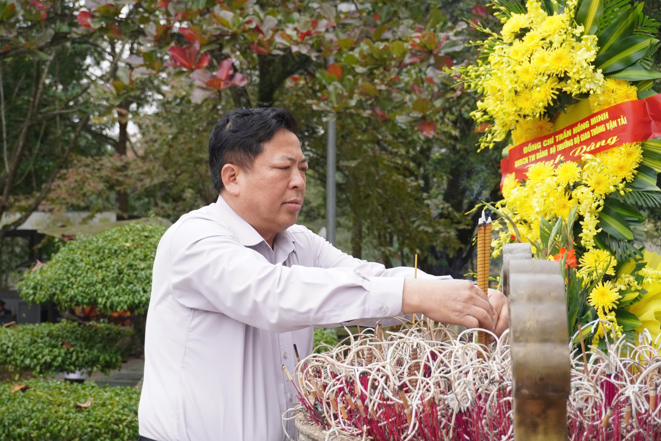 Xử l&yacute; dứt điểm mặt bằng, th&ocirc;ng xe tuyến ch&iacute;nh cao tốc qua Quảng Trị dịp 30/4- Ảnh 6.