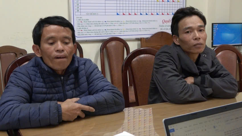 Triệu tập 2 tài xế xe tải chặn xe khách ở cửa ngõ Đà Lạt- Ảnh 1. Triệu tập 2 tài xế xe tải chặn xe khách ở cửa ngõ Đà Lạt- Ảnh 1.