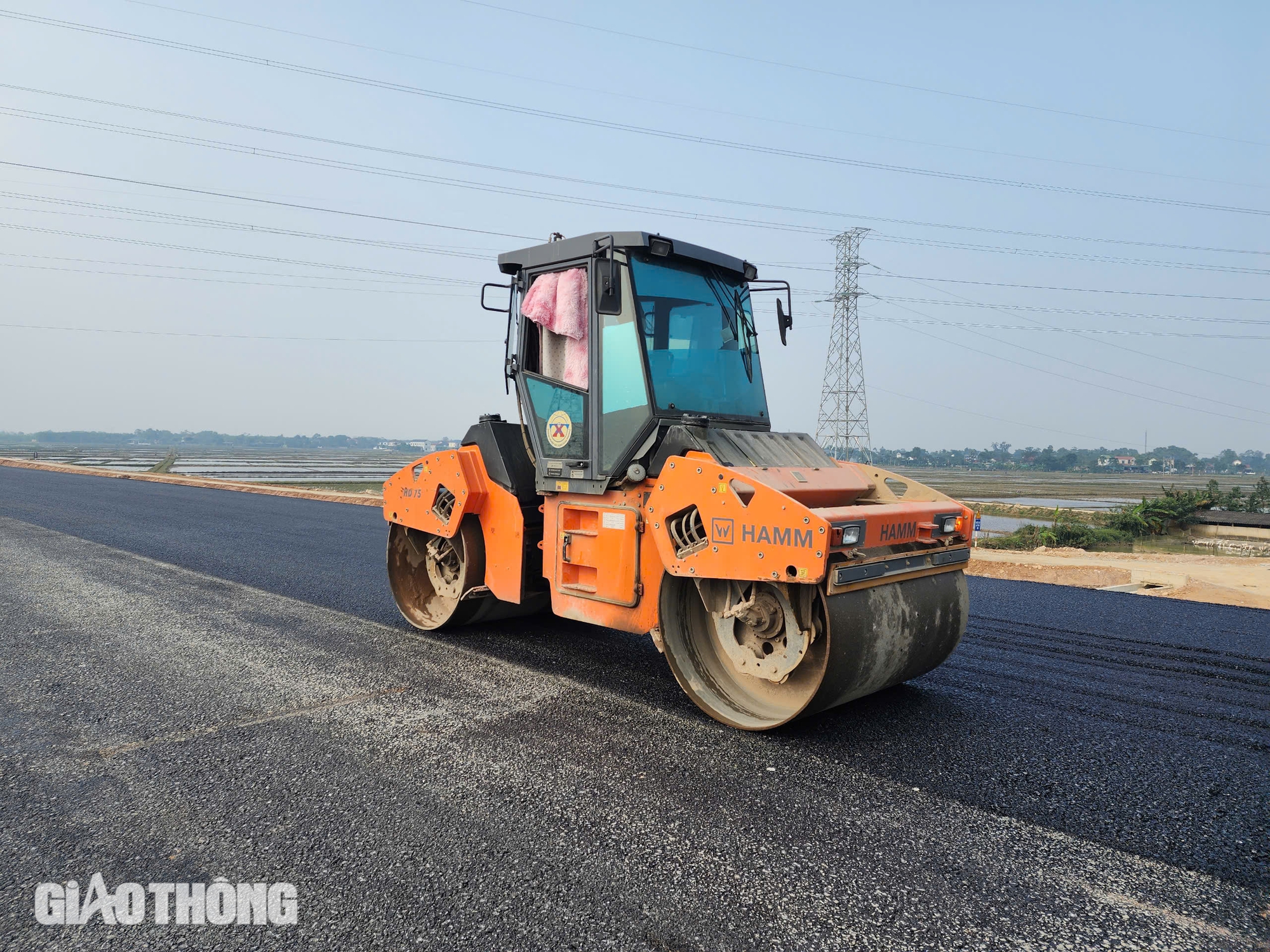 Tết kh&ocirc;ng nghỉ tr&ecirc;n c&ocirc;ng trường cao tốc- Ảnh 12.