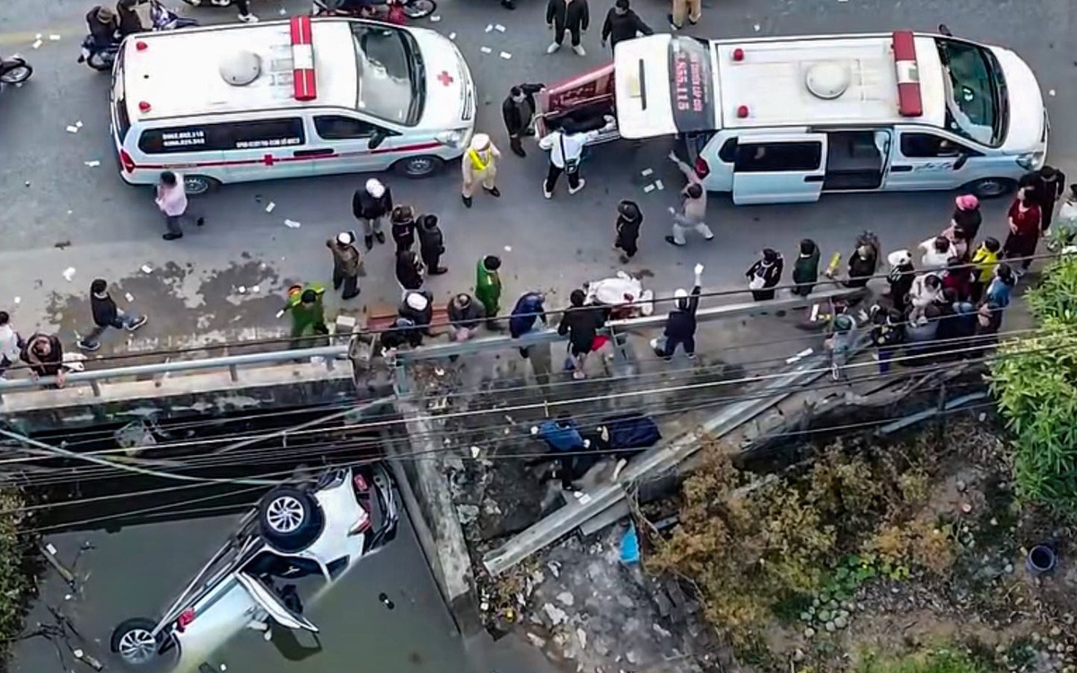 Th&ocirc;ng tin mới nhất vụ tai nạn đặc biệt nghi&ecirc;m trọng tại Nam Định l&agrave;m 7 người tử vong