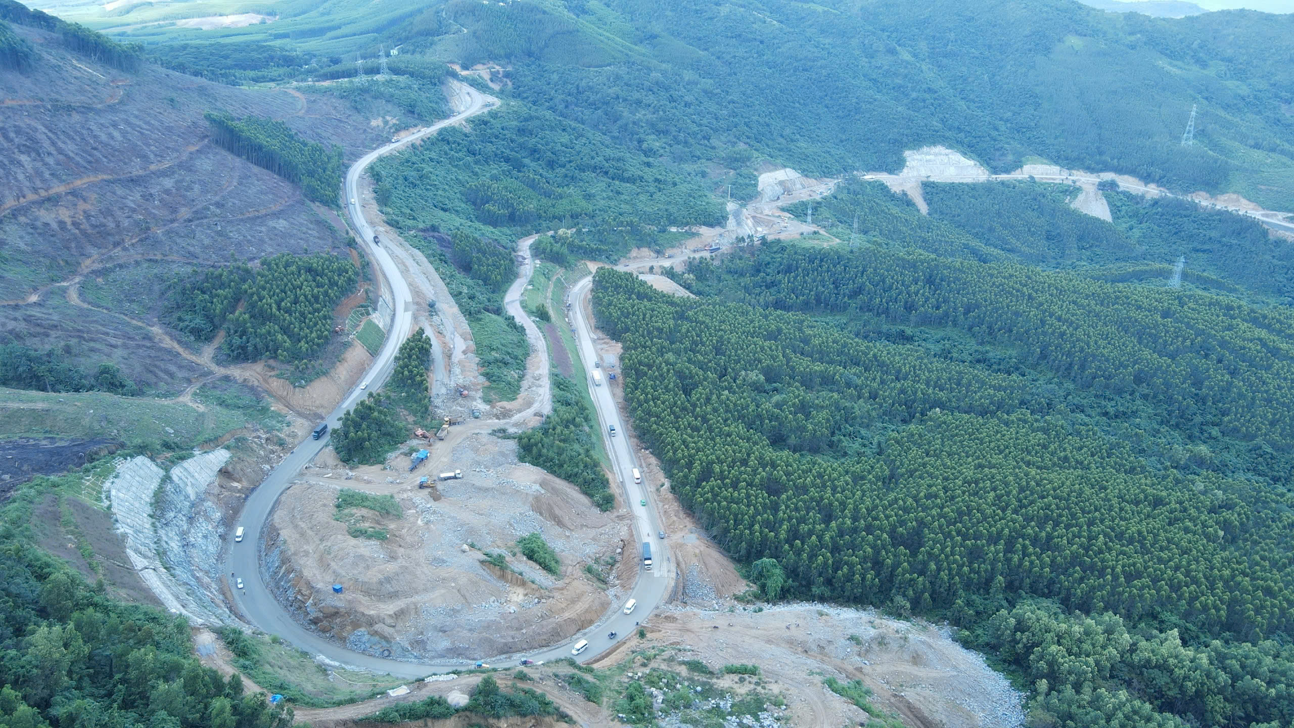 Ngắm QL19 kết nối tỉnh Gia Lai v&agrave; B&igrave;nh Định vừa ho&agrave;n th&agrave;nh- Ảnh 6.
