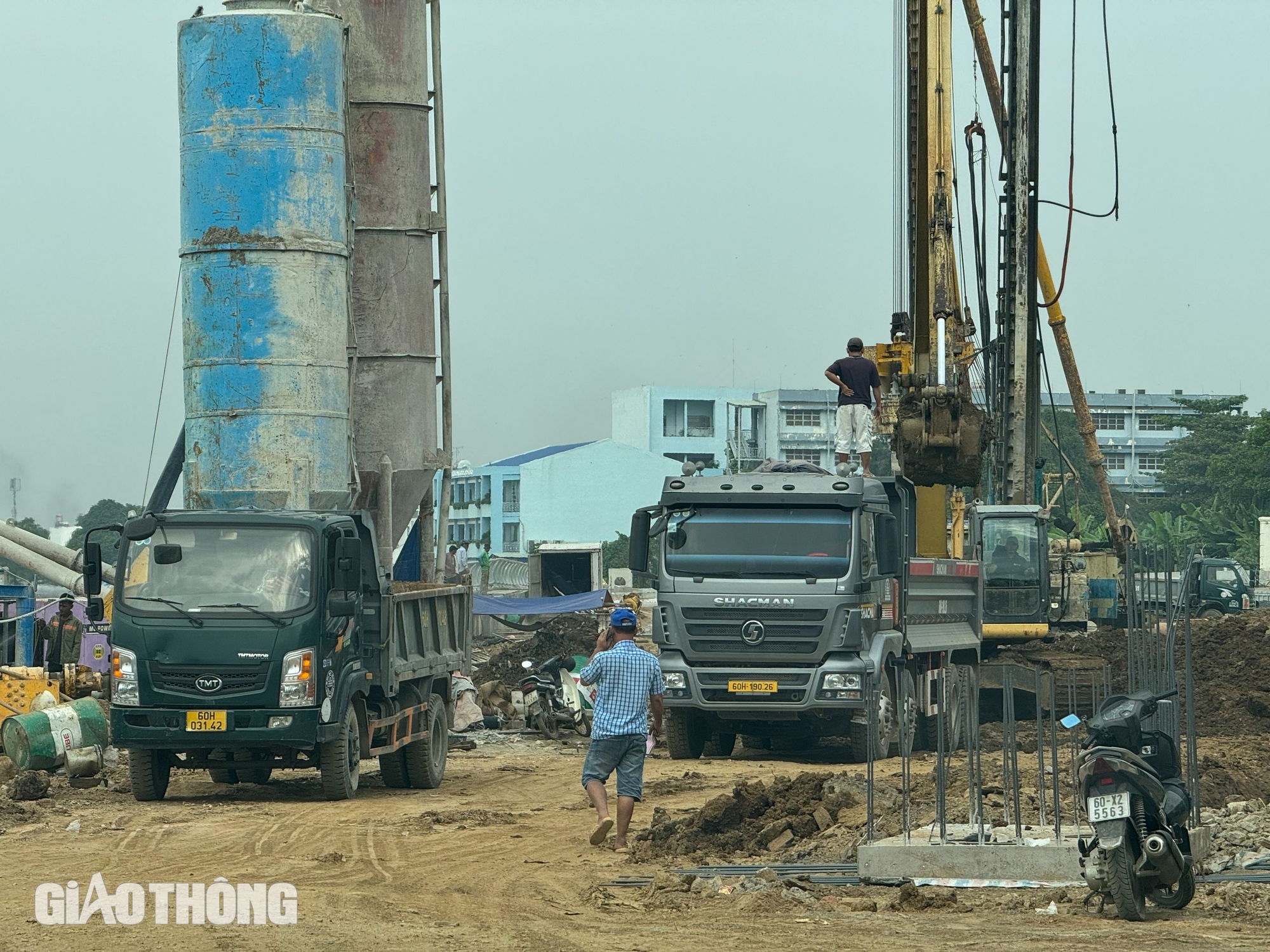 Có 99% mặt bằng, đường ven sông Đồng Nai tăng tốc vào chặng đua cuối- Ảnh 4. Có 99% mặt bằng, đường ven sông Đồng Nai tăng tốc vào chặng đua cuối- Ảnh 4.