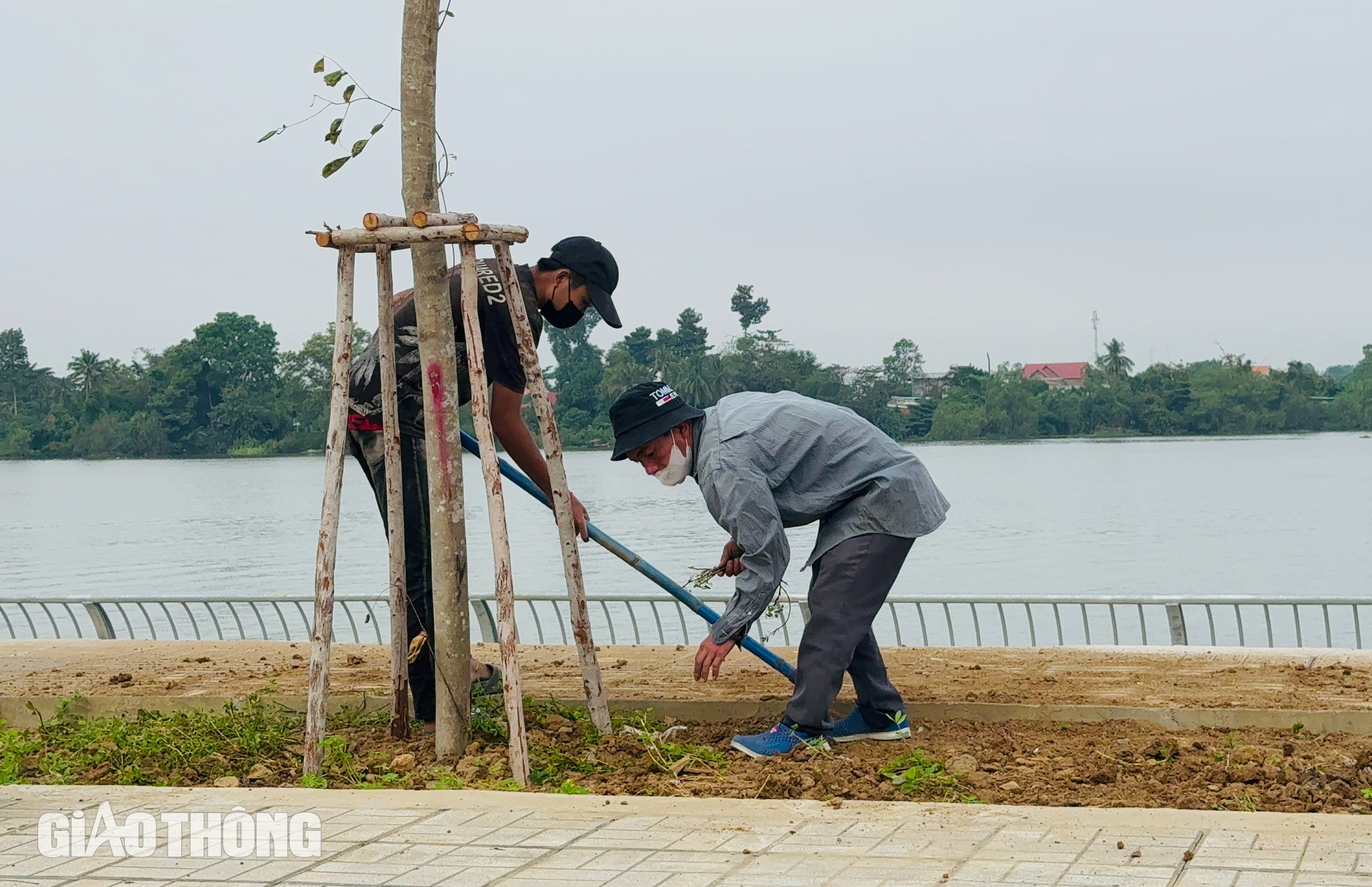 Có 99% mặt bằng, đường ven sông Đồng Nai tăng tốc vào chặng đua cuối- Ảnh 12. Có 99% mặt bằng, đường ven sông Đồng Nai tăng tốc vào chặng đua cuối- Ảnh 12.