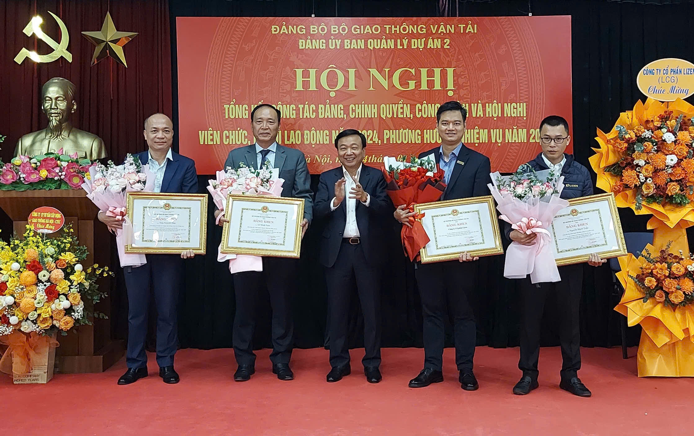 Thi công cao tốc QL45 - Nghi Sơn, Công ty CP Lizen nhận bằng khen của Bộ trưởng- Ảnh 1. Thi công cao tốc QL45 - Nghi Sơn, Công ty CP Lizen nhận bằng khen của Bộ trưởng- Ảnh 1.