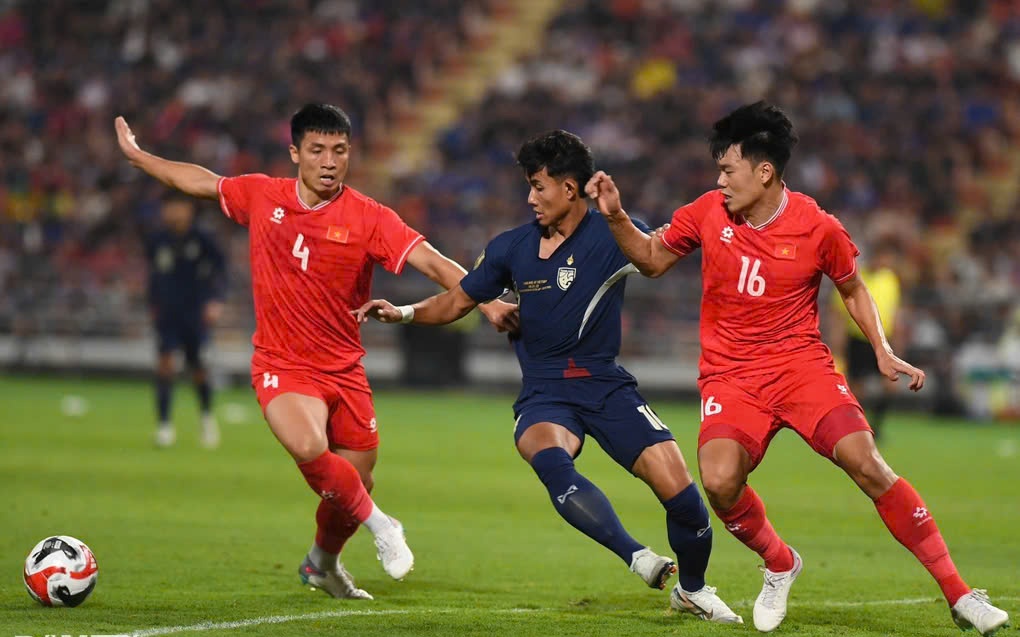 Th&aacute;i Lan l&ecirc;n kế hoạch khủng sau khi bị tuyển Việt Nam so&aacute;n ng&ocirc;i tại AFF Cup