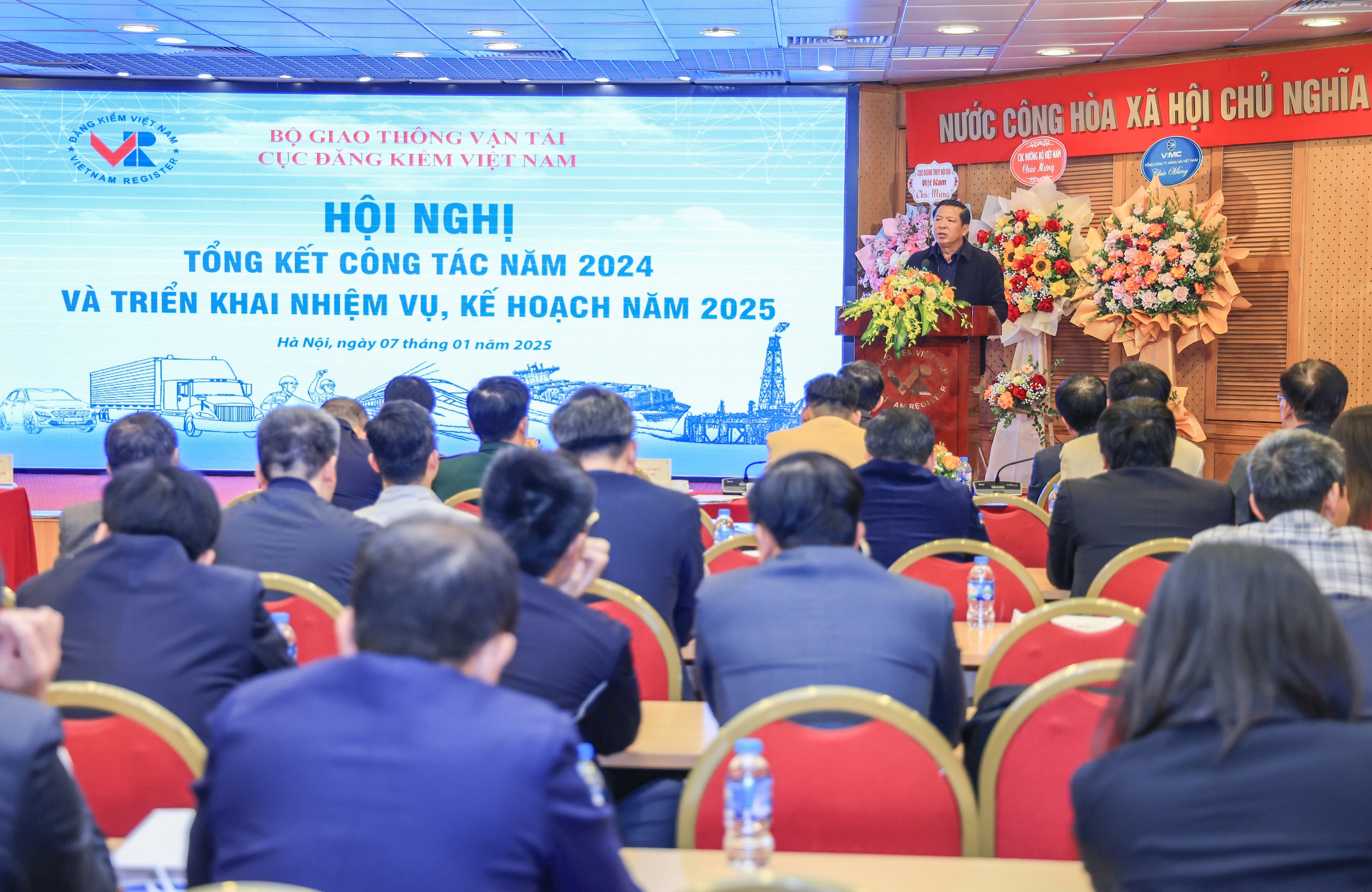Bộ trưởng GTVT: Thiếu nh&acirc;n lực nhưng Đăng kiểm vẫn ho&agrave;n th&agrave;nh khối lượng c&ocirc;ng việc lớn- Ảnh 3.