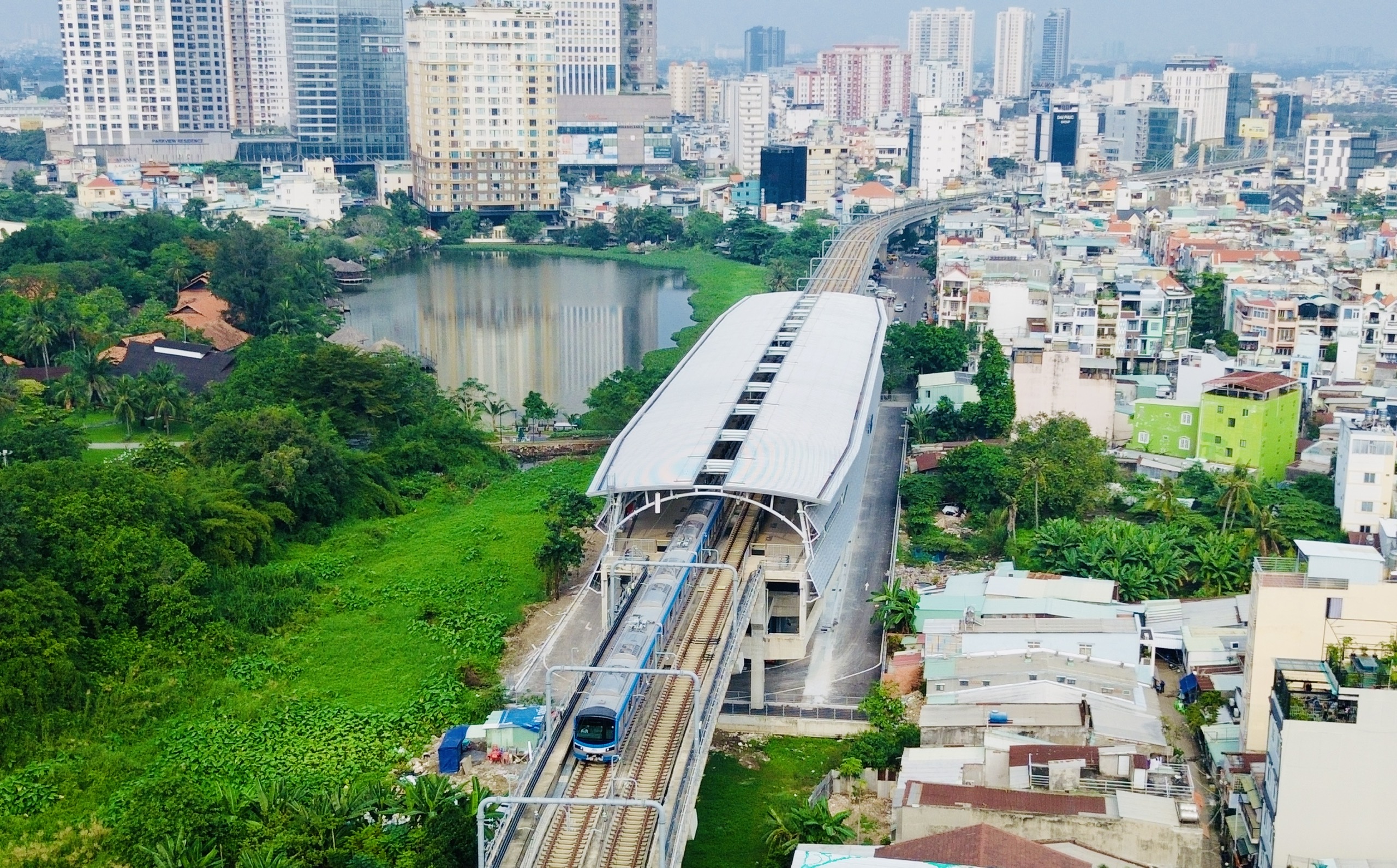 TP.HCM: V&eacute; xe Tết vẫn c&ograve;n khoảng 50%- Ảnh 3.