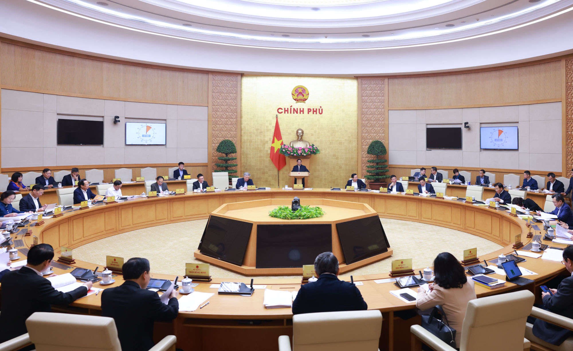 Tr&igrave;nh Quốc hội nội dung sắp xếp, tinh gọn bộ m&aacute;y tại kỳ họp bất thường- Ảnh 2.