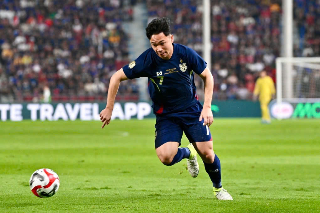 Báo Thái Lan buồn khi Supachok bị “ép” nhận giải Bàn thắng đẹp nhất AFF Cup- Ảnh 1. Báo Thái Lan buồn khi Supachok bị “ép” nhận giải Bàn thắng đẹp nhất AFF Cup- Ảnh 1.