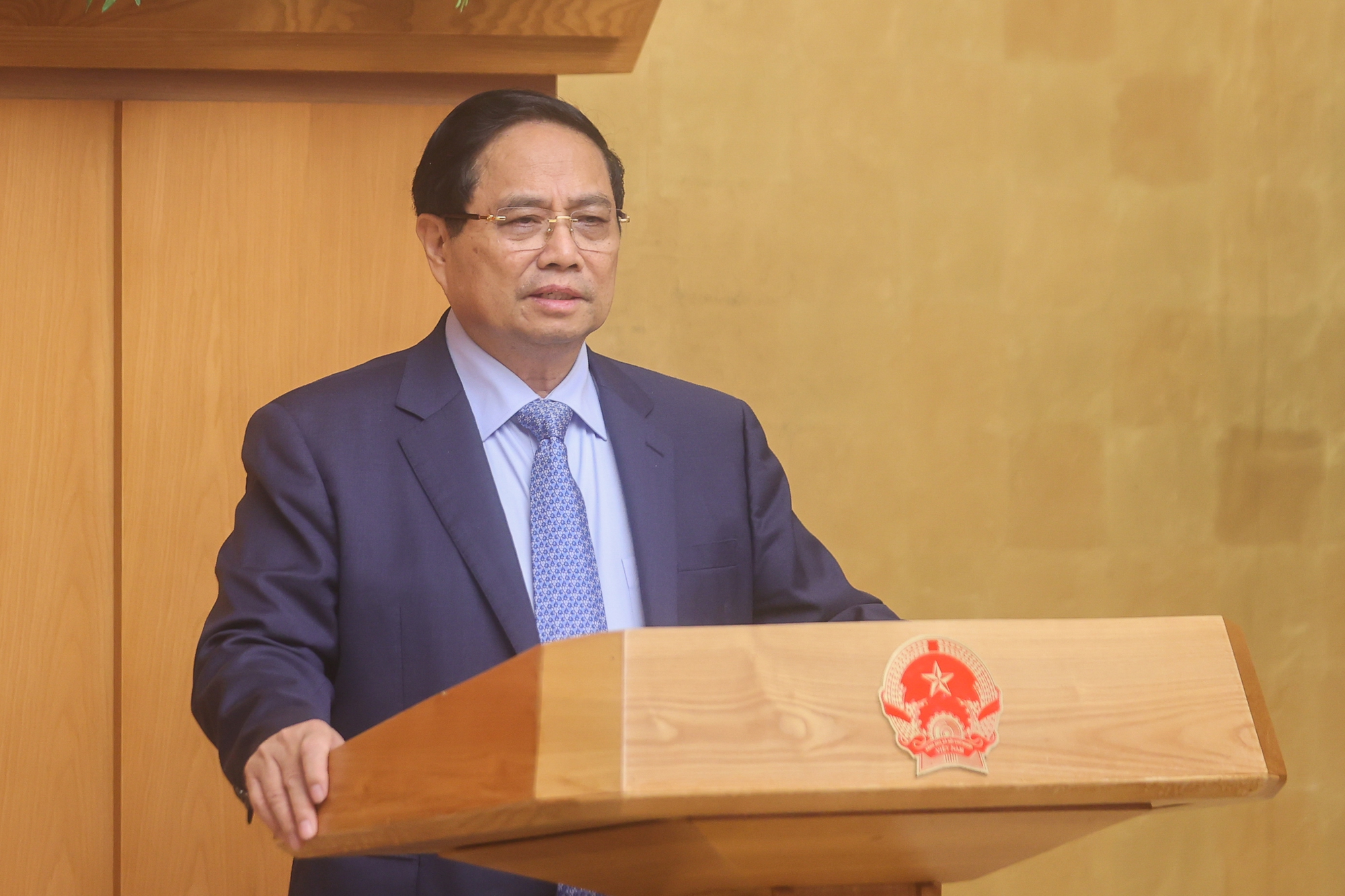 Thủ tướng chủ tr&igrave; phi&ecirc;n họp Ch&iacute;nh phủ về ch&iacute;nh quyền địa phương hai cấp- Ảnh 1.