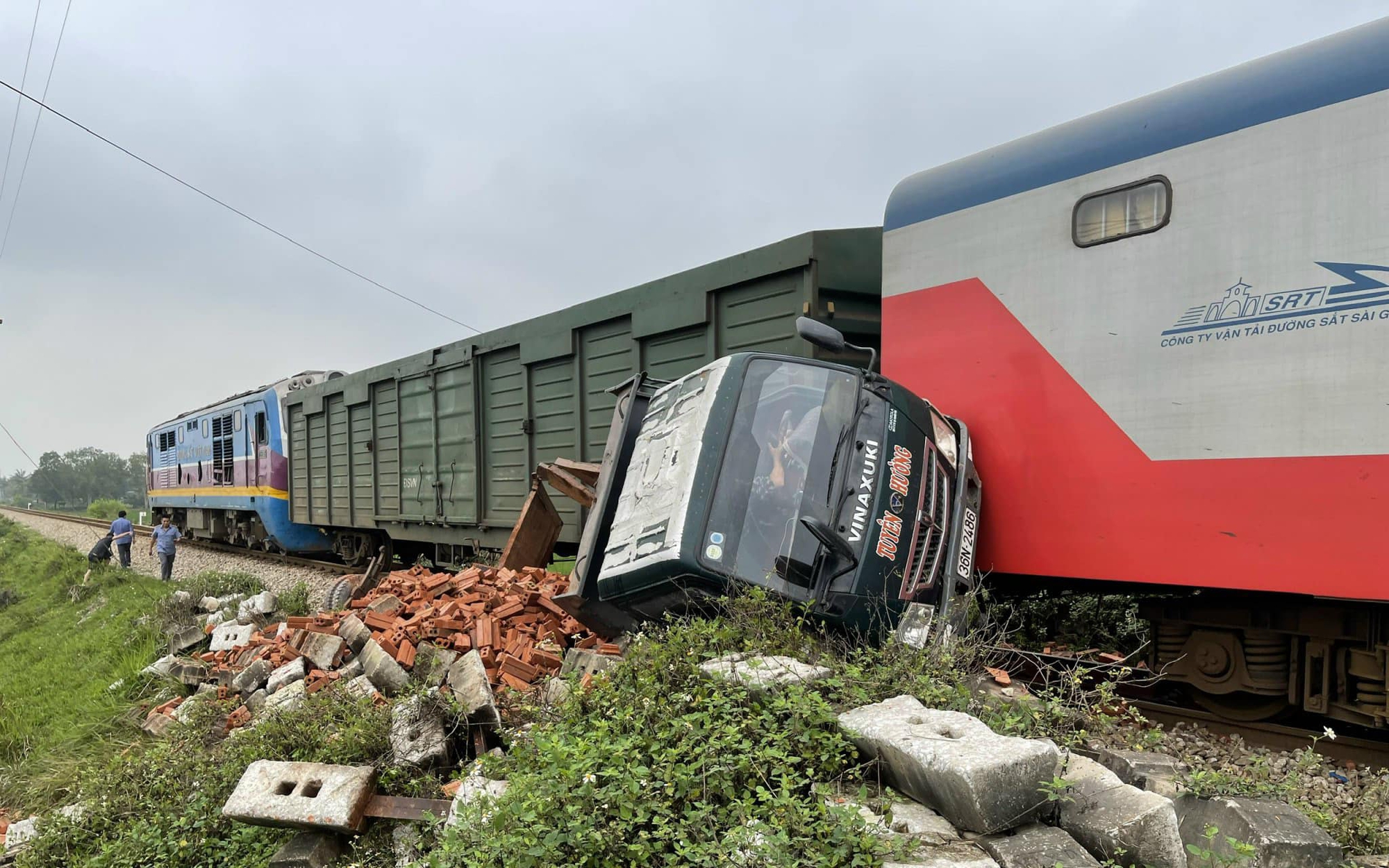 Tai nạn đường sắt giảm nhờ thực hiện nghi&ecirc;m quy định ph&aacute;p luật về an to&agrave;n