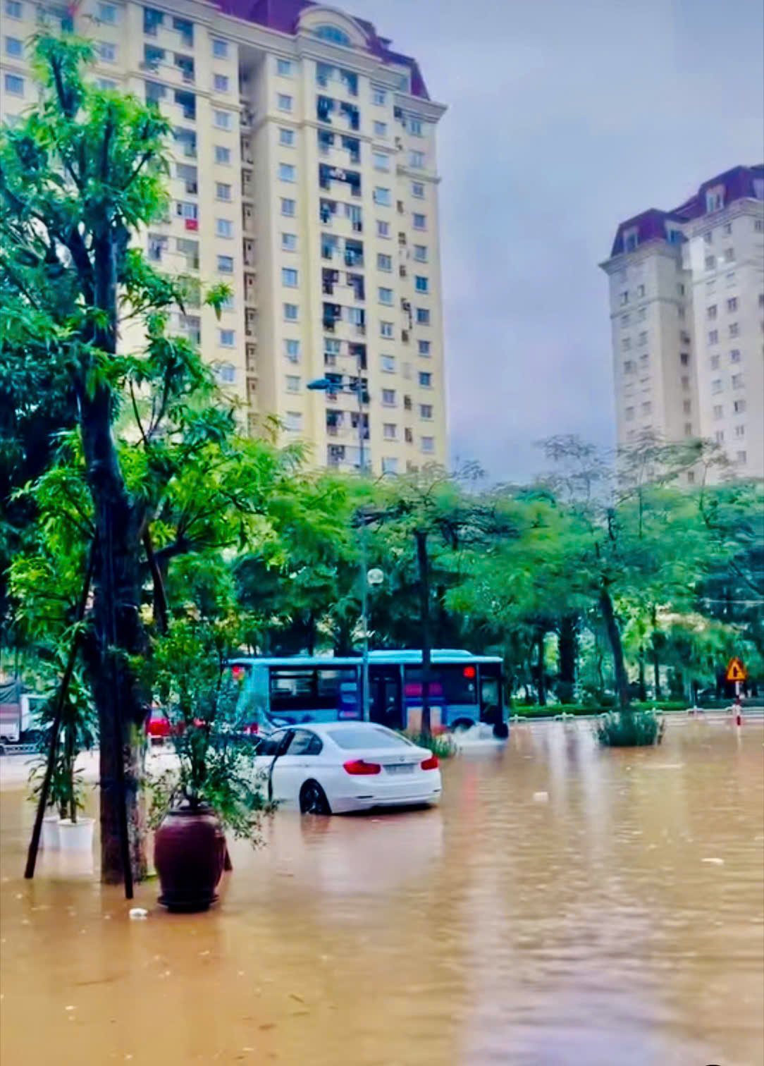 H&agrave; Nội: Cần c&oacute; phương &aacute;n chống ngập đồng bộ ở c&aacute;c khu vực chung cư- Ảnh 6.