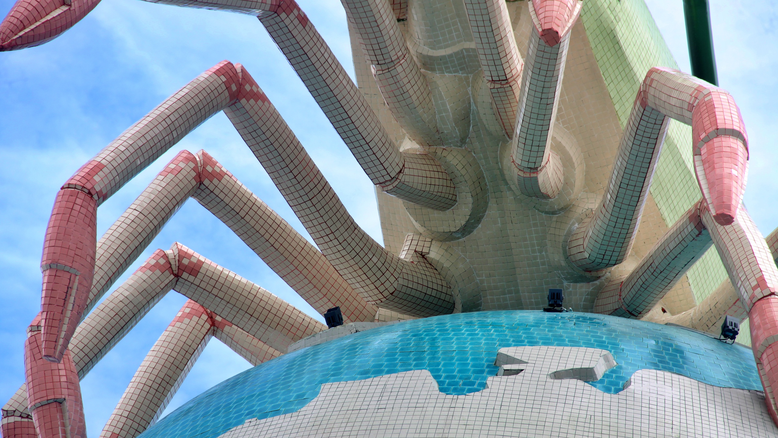 Cận cảnh biểu tượng con t&ocirc;m trị gi&aacute; 22 tỷ đồng sắp ho&agrave;n tất ở C&agrave; Mau- Ảnh 5.