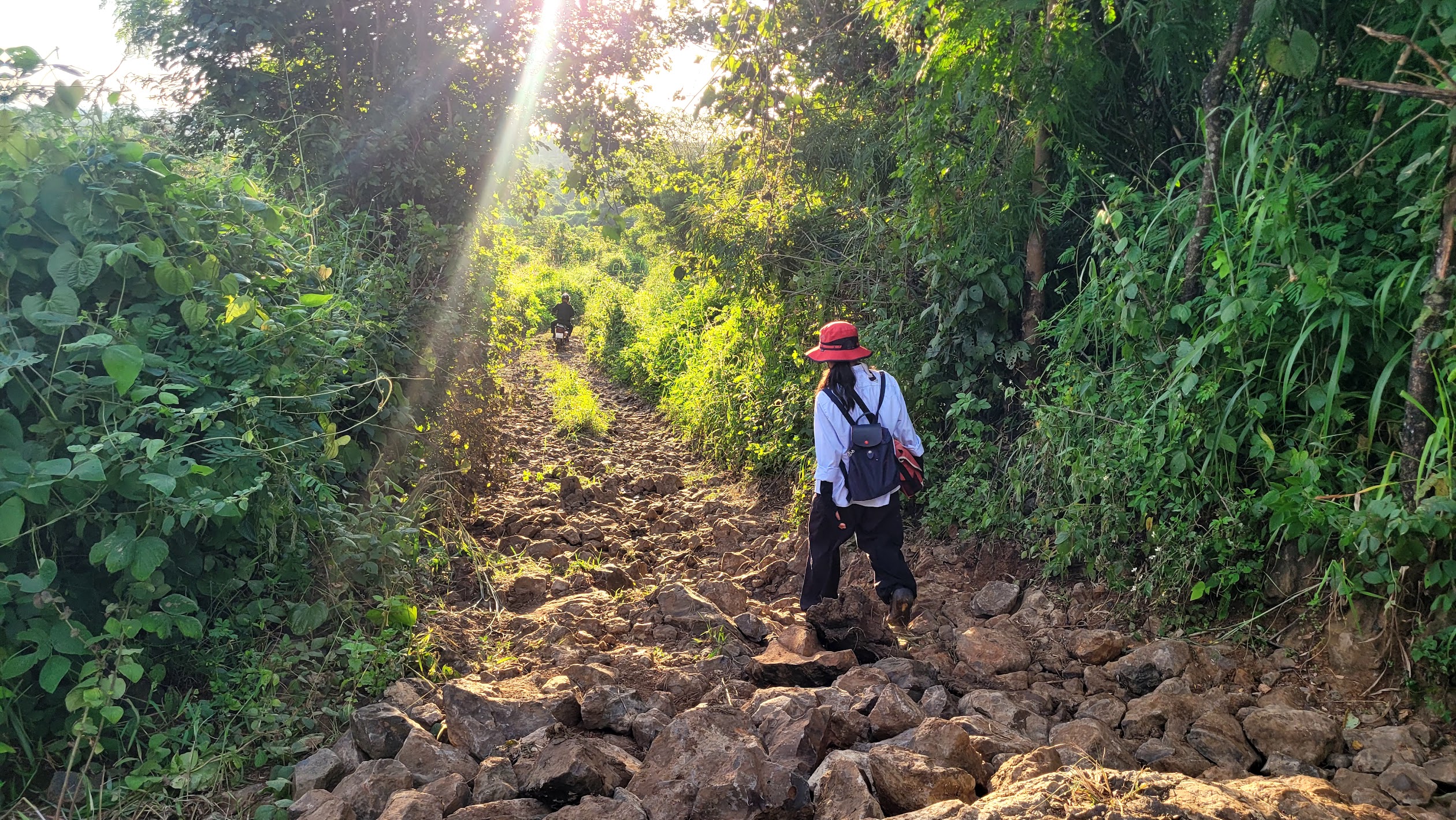 Ngắm vẻ đẹp th&aacute;c Nh&agrave; Thương ở Gia Lai- Ảnh 10.