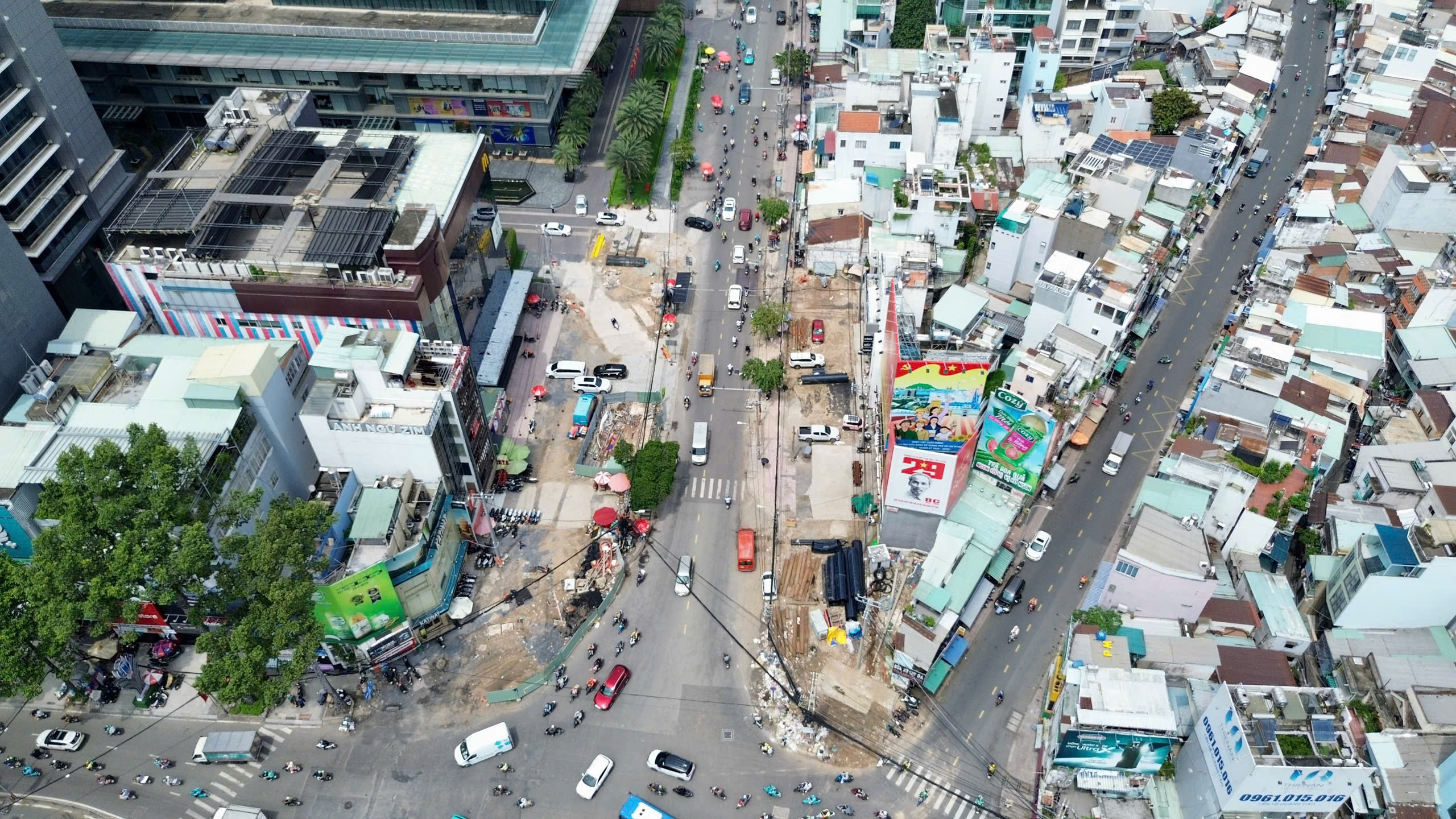 Thu nhỏ vòng xoay Dân Chủ, giảm áp lực giao thông cho nút “nóng” nhất tuyến metro số 2- Ảnh 7. Thu nhỏ vòng xoay Dân Chủ, giảm áp lực giao thông cho nút “nóng” nhất tuyến metro số 2- Ảnh 7.
