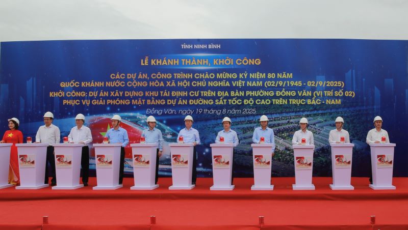 Ninh B&igrave;nh: "Đi trước một bước" giải ph&oacute;ng mặt bằng dự &aacute;n đường sắt tốc độ cao- Ảnh 1.