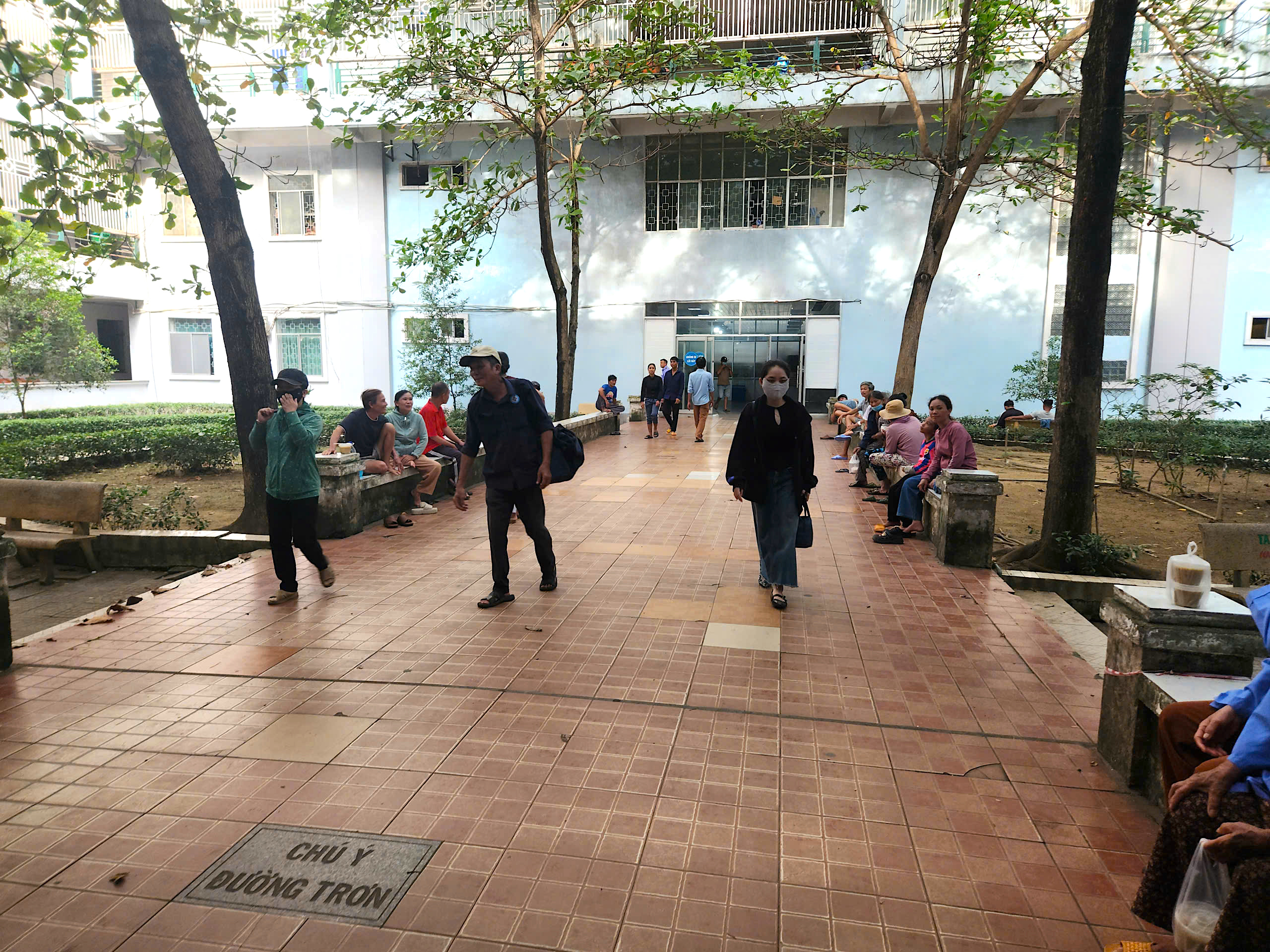 Bệnh viện lớn nhất Quảng Ng&atilde;i được n&acirc;ng cấp ra sao?- Ảnh 14.