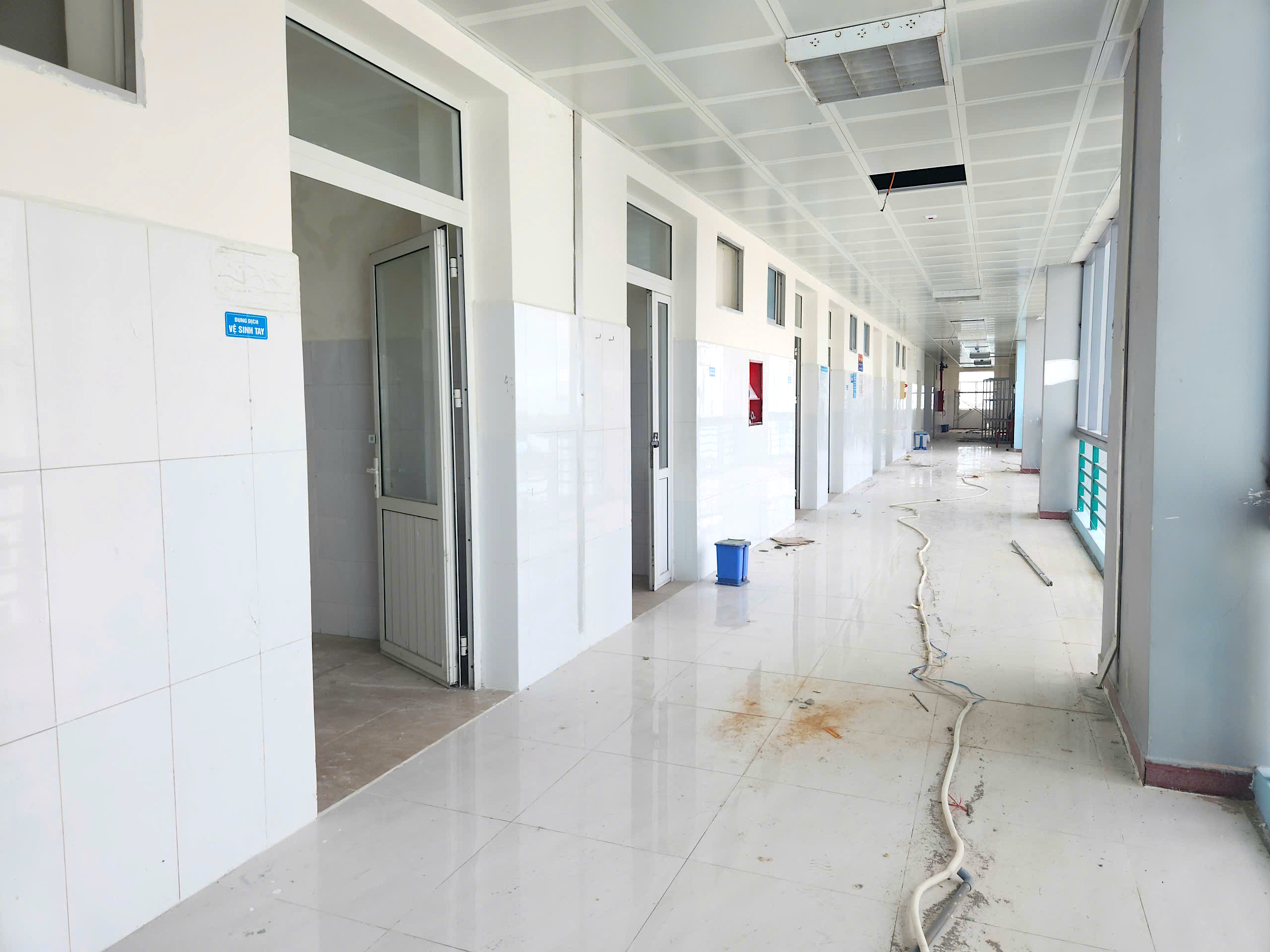 Bệnh viện lớn nhất Quảng Ng&atilde;i được n&acirc;ng cấp ra sao?- Ảnh 9.